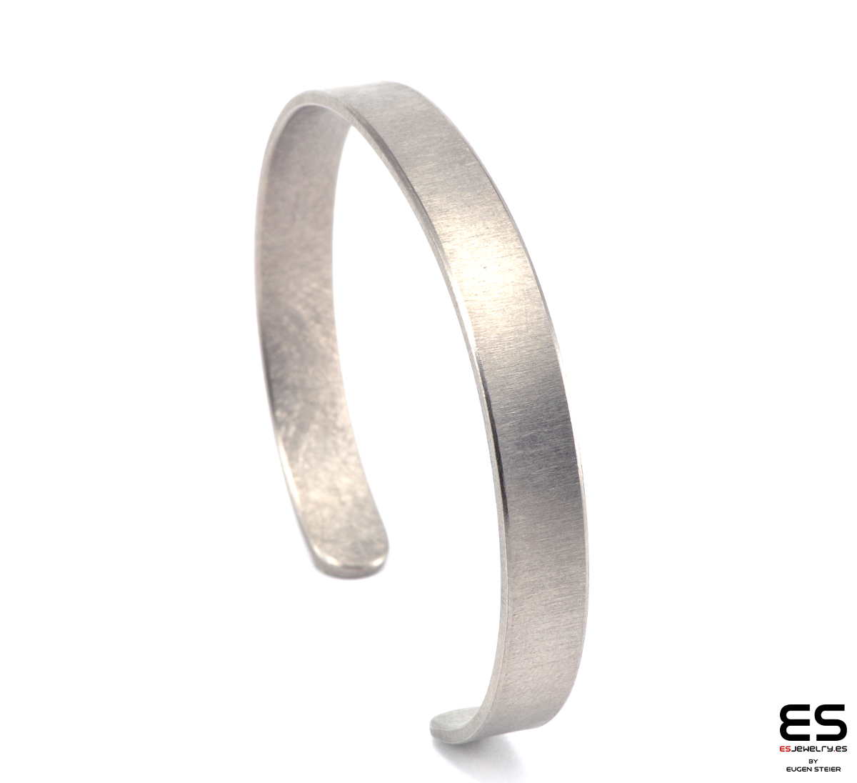 Titanium Cuff Bracelet - 7 mm wide brushed