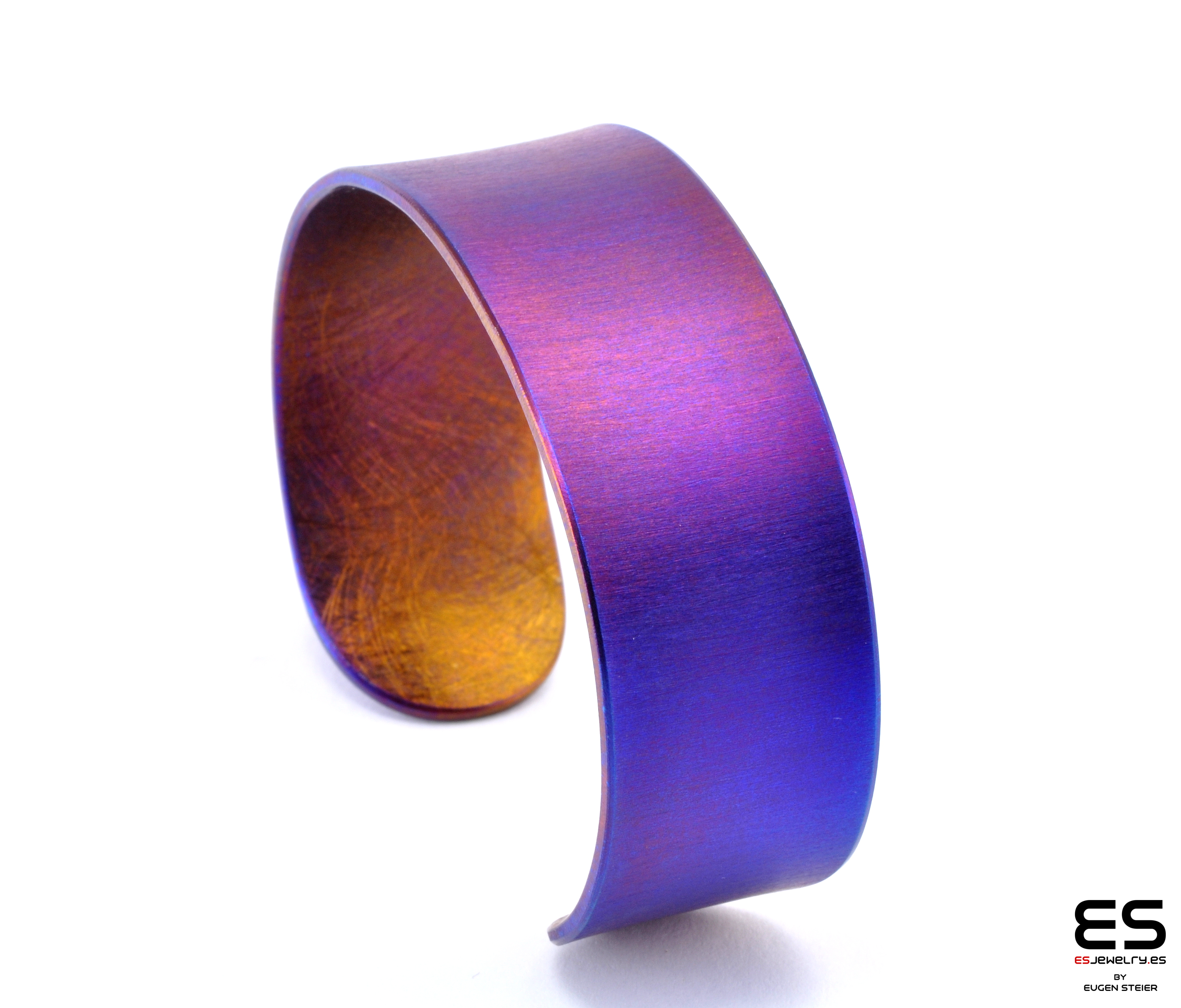 Titanium Cuff Bracelet - Iridescent Color 20 mm 