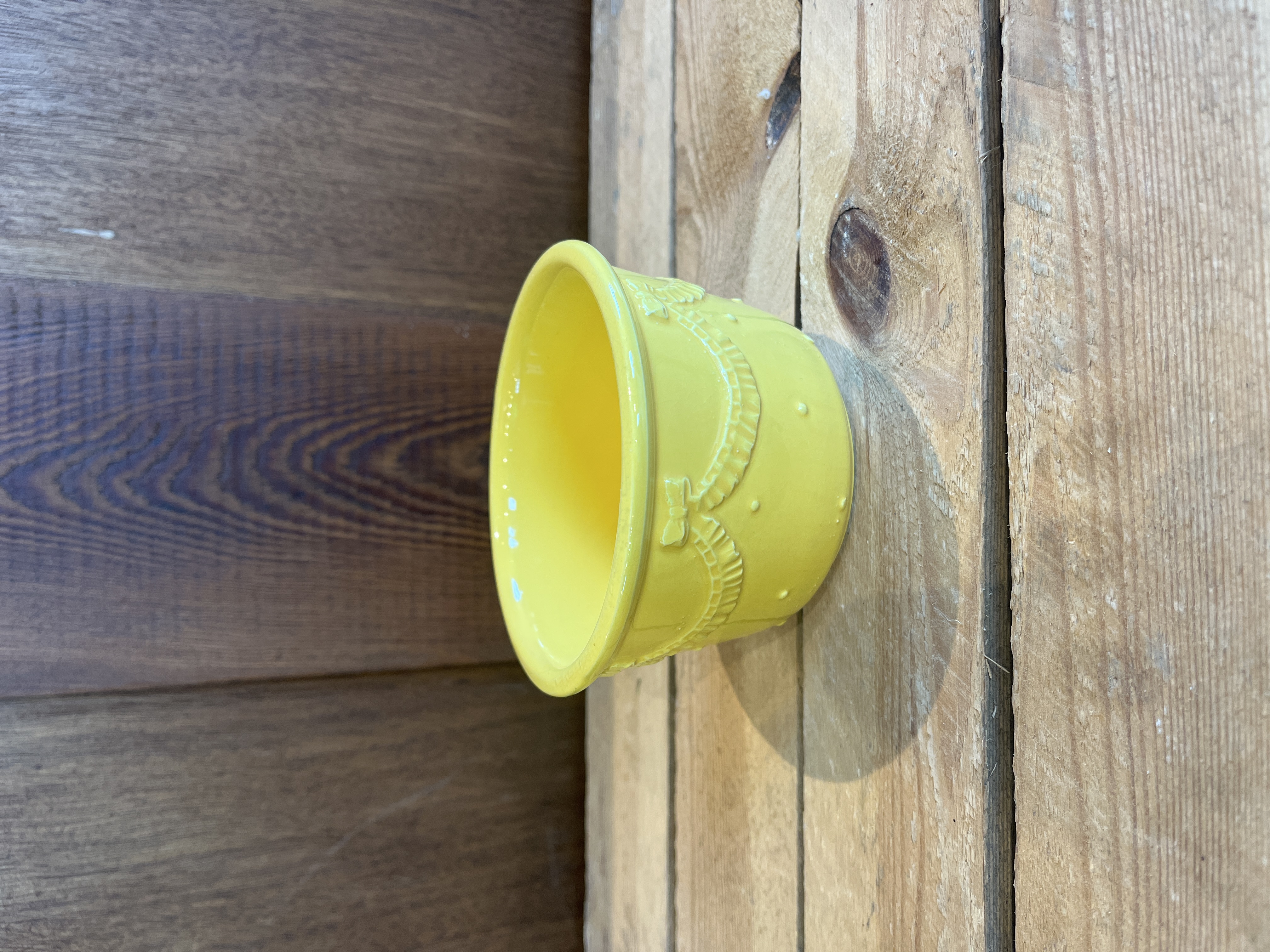 Pot Jaune