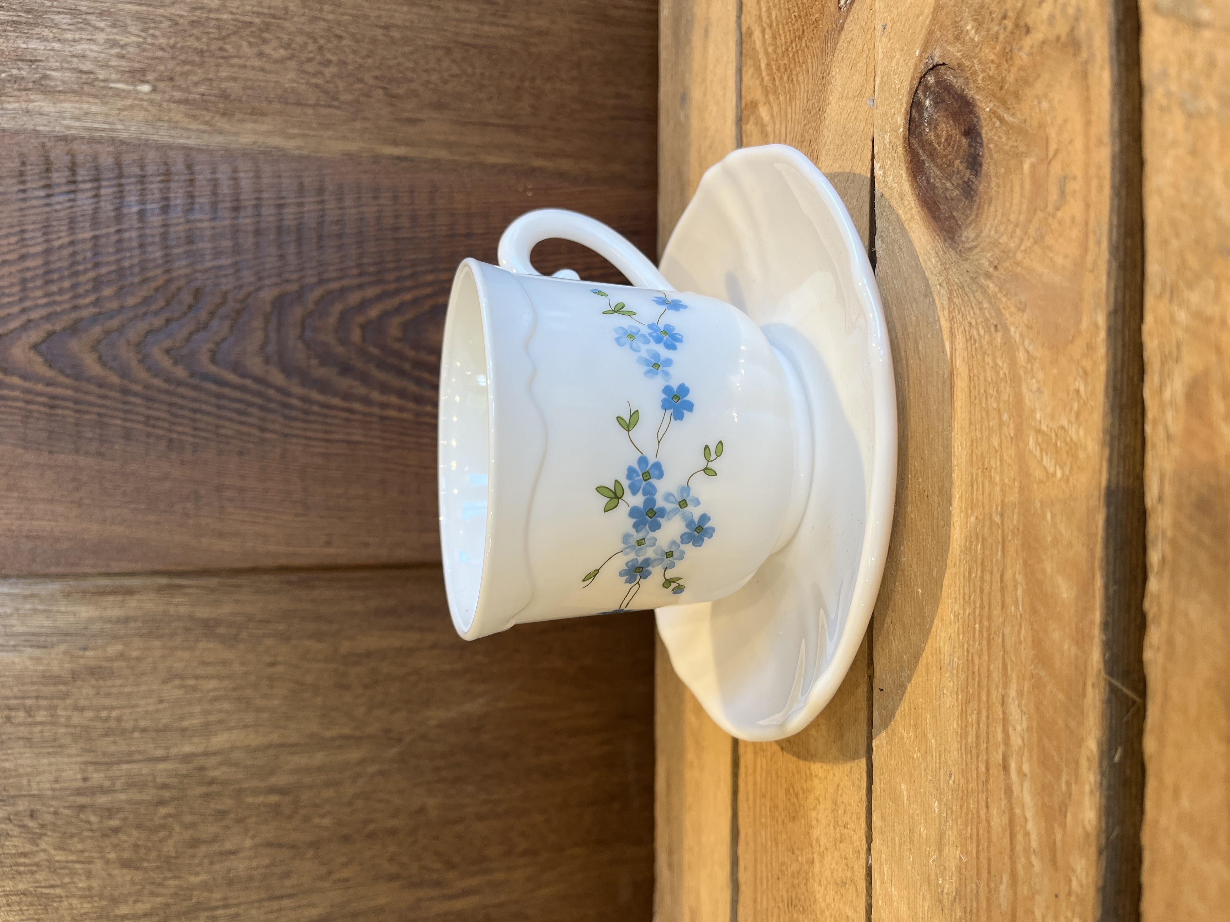 Tasse  & Soucoupe en Arcopal Blanc