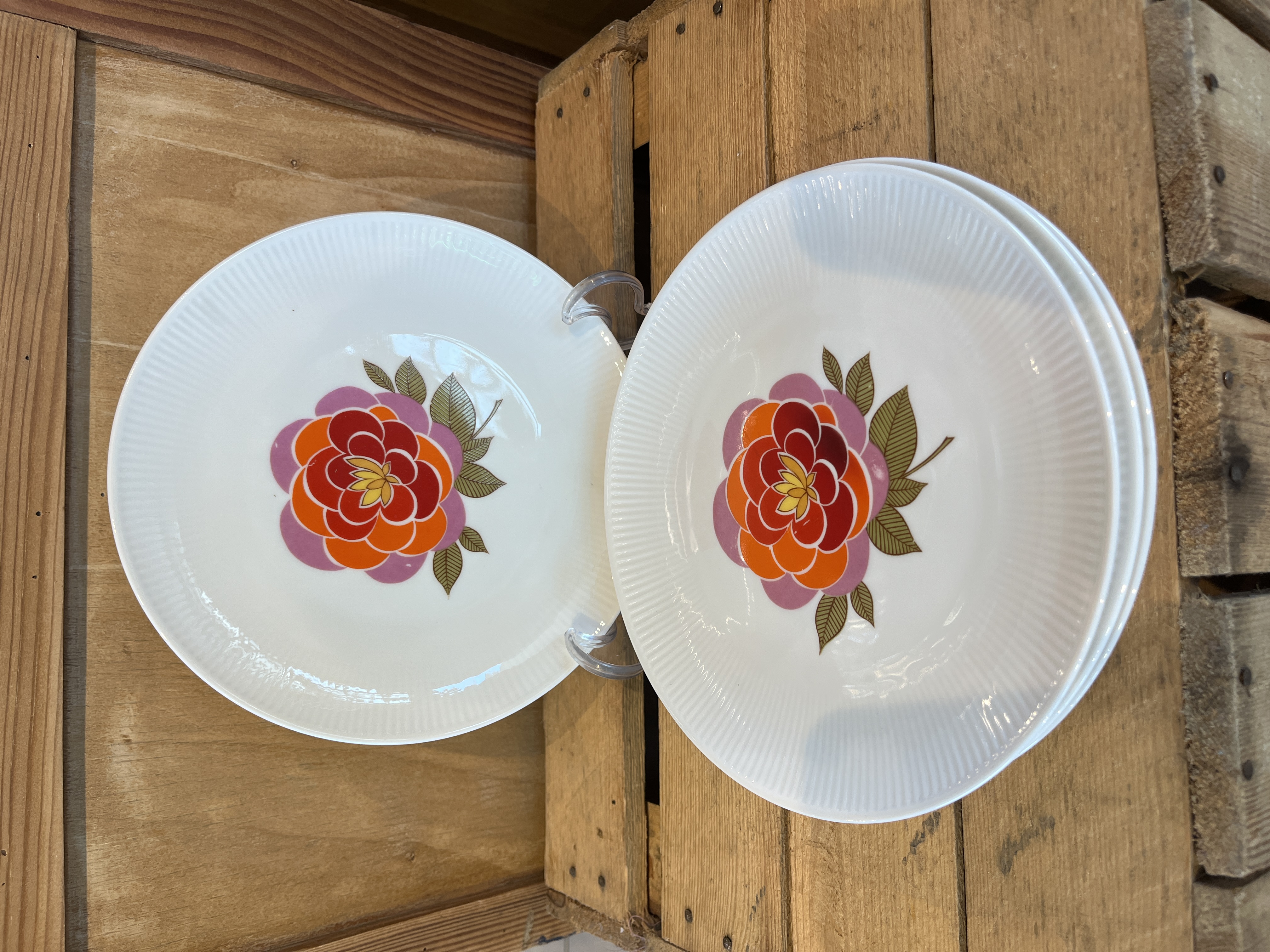 Assiettes fleuries