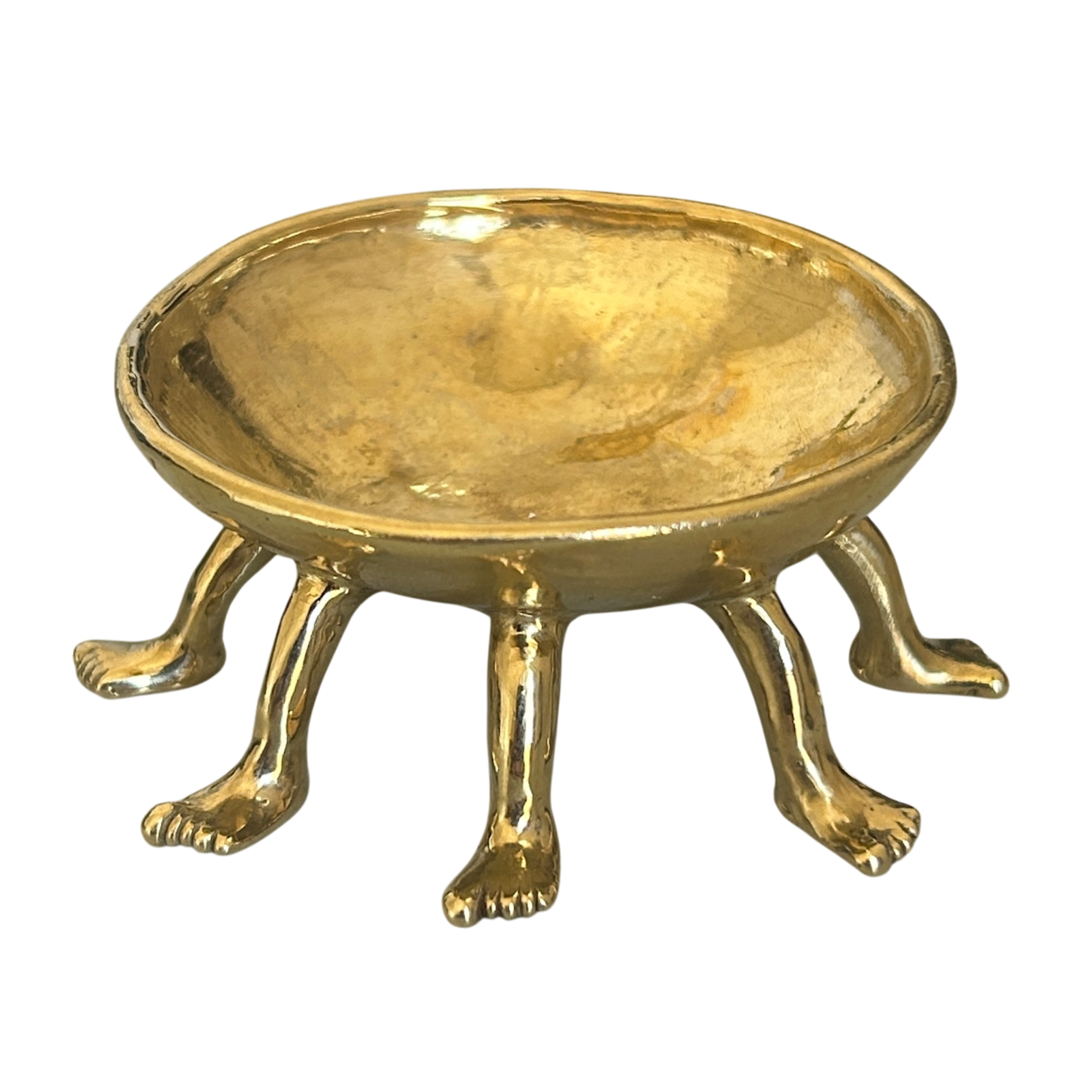 TE HAS PREGUNTADO CUANTOS PIES PUEDE TENER UN CENICERO?