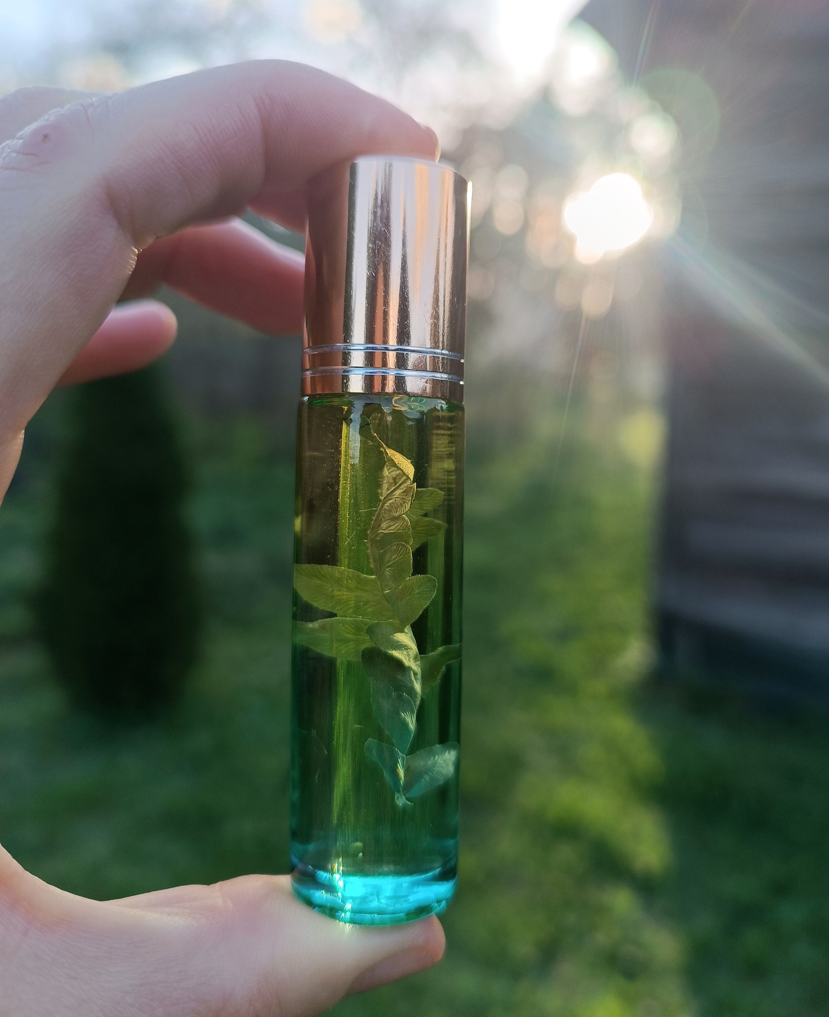 Aliejiniai kvepalai || Roll-on stikliniame 10ml buteliuke