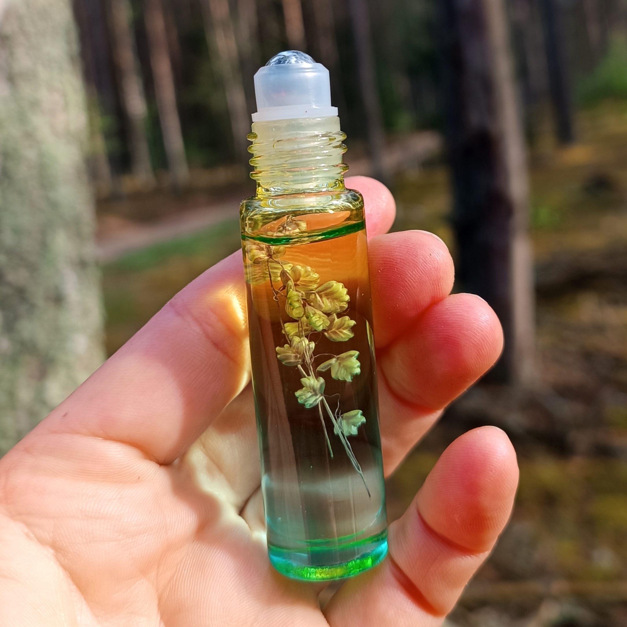 Aliejiniai kvepalai || Roll-on stikliniame 10ml buteliuke