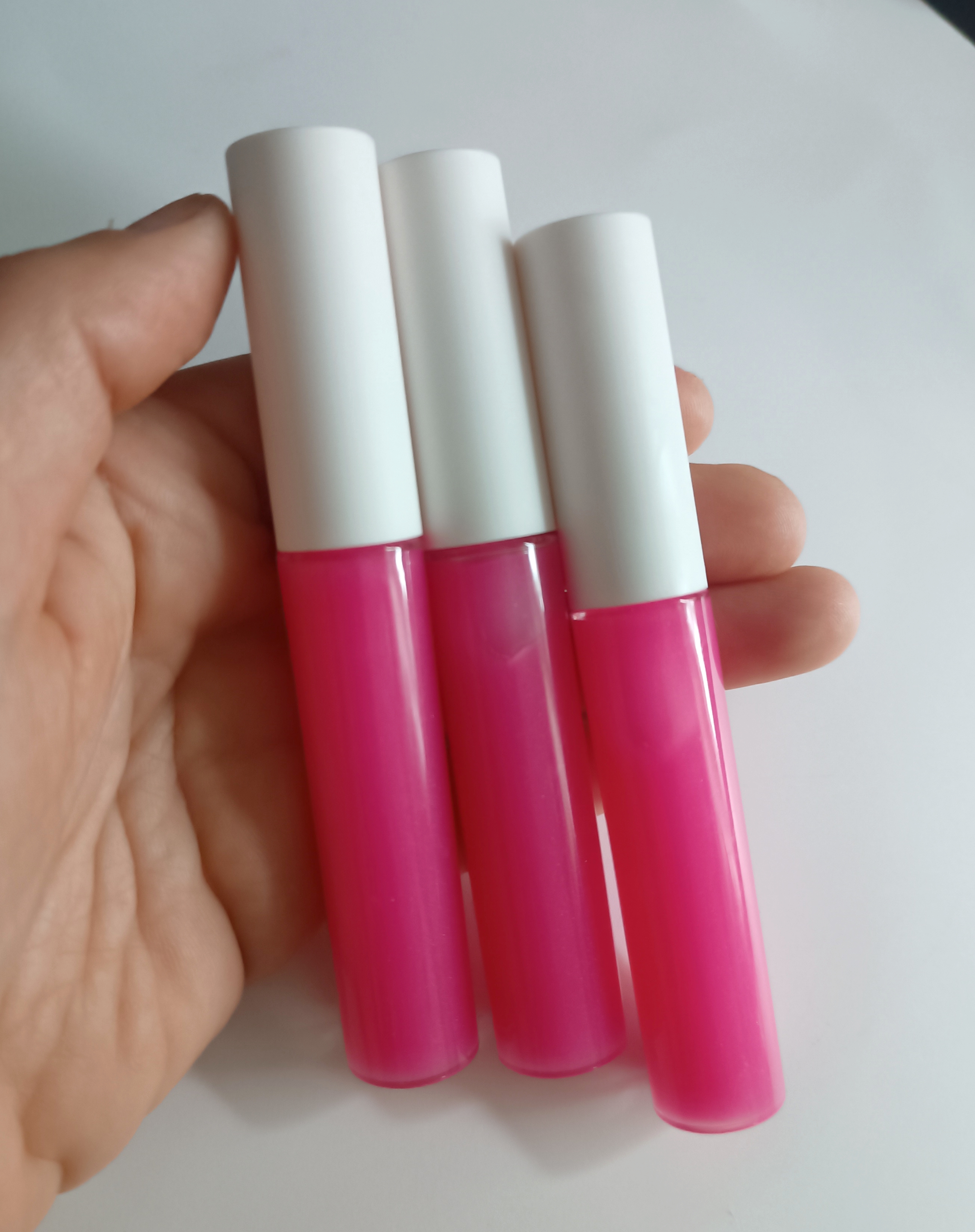 Lūpų blizgis su maitinančiais aliejais "Rožinis dangus" || Švelnus rožinis atspalvis || 10ml su aplikatoriumi