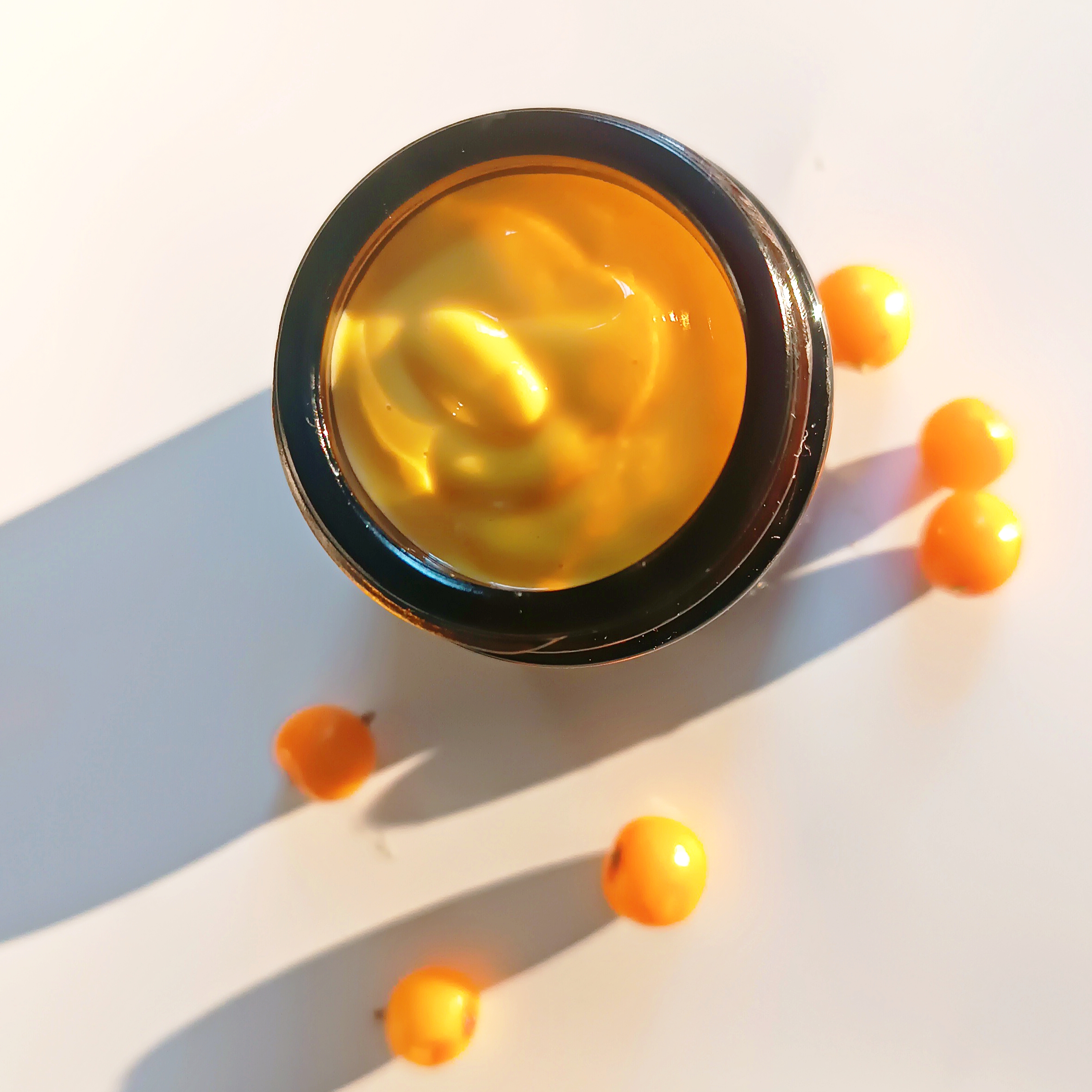 Veido kremas "ŠALTALANKIS" || Maitinantis, su lietuvišku šaltalankių aliejumi, Yuzu ekstraktu, retinoliu, lanolinu || Brandžiai odai