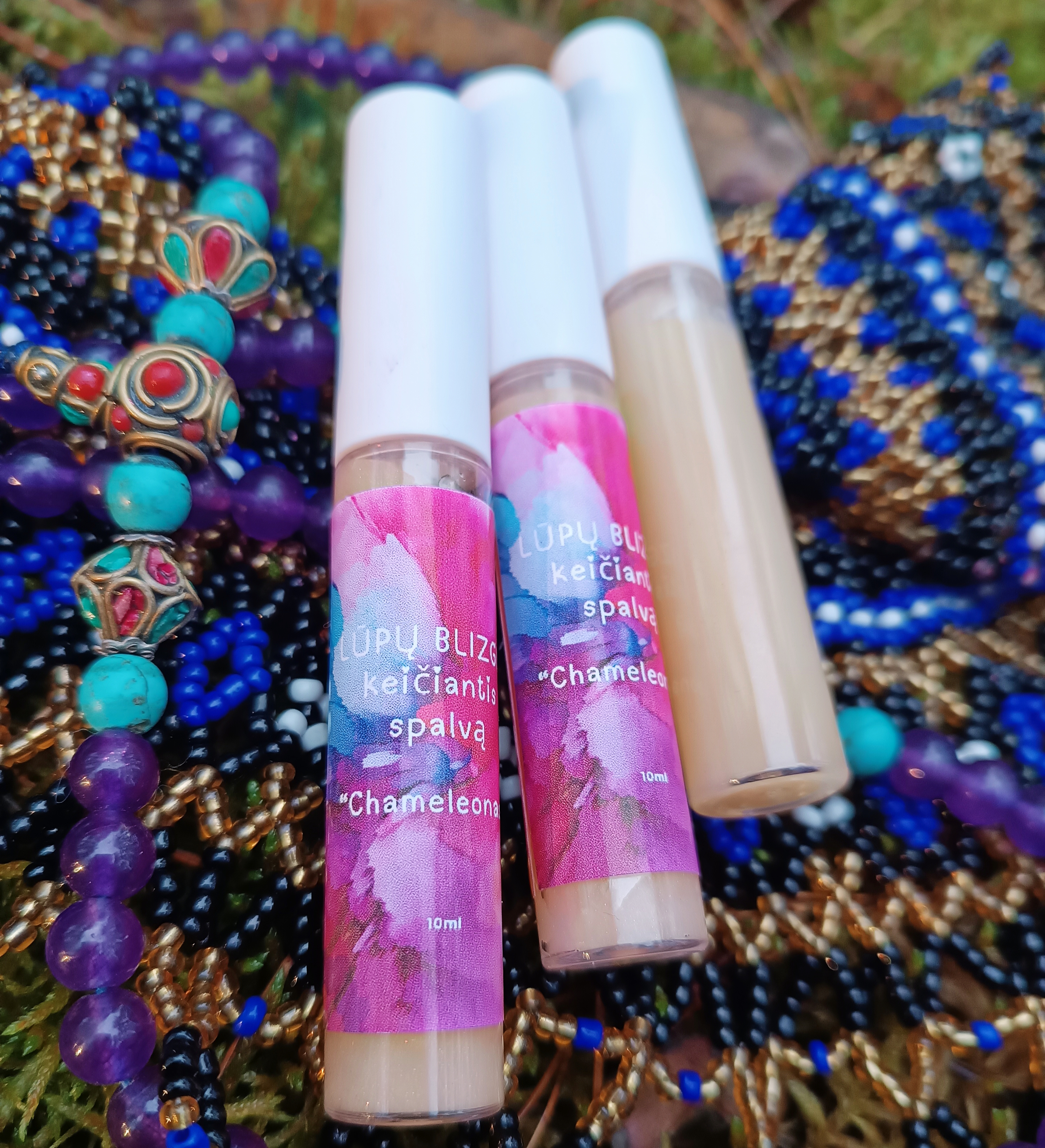 Spalvą keičiantis lūpų blizgis 🦚 "Chameleonas" || Ant lūpų gali būti nuo švelniai rožinio iki sodresnio uogų atspalvio