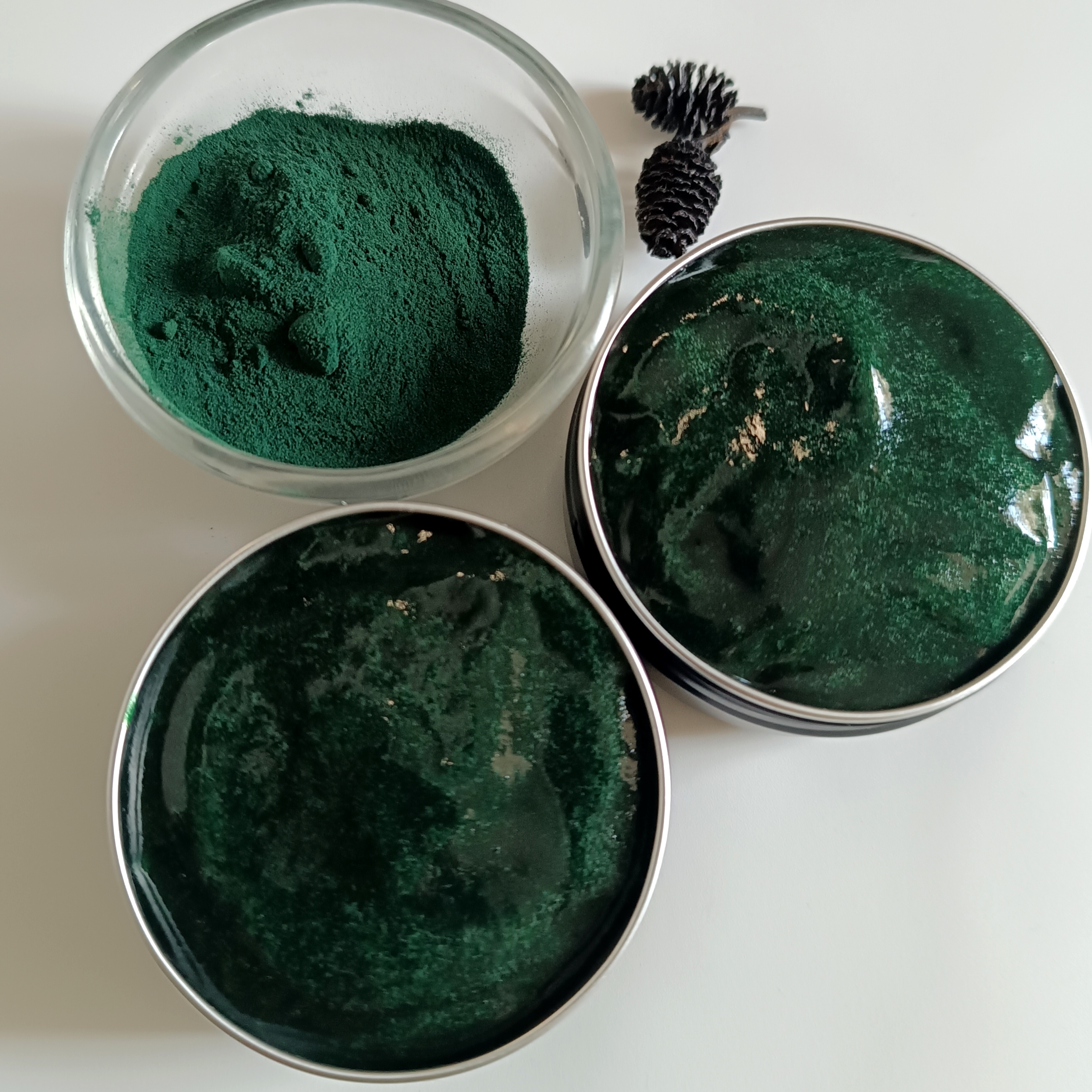 "Žalioji atgaiva" || Mėlynosios spirulinos kaukė su dumblių ekstraktu