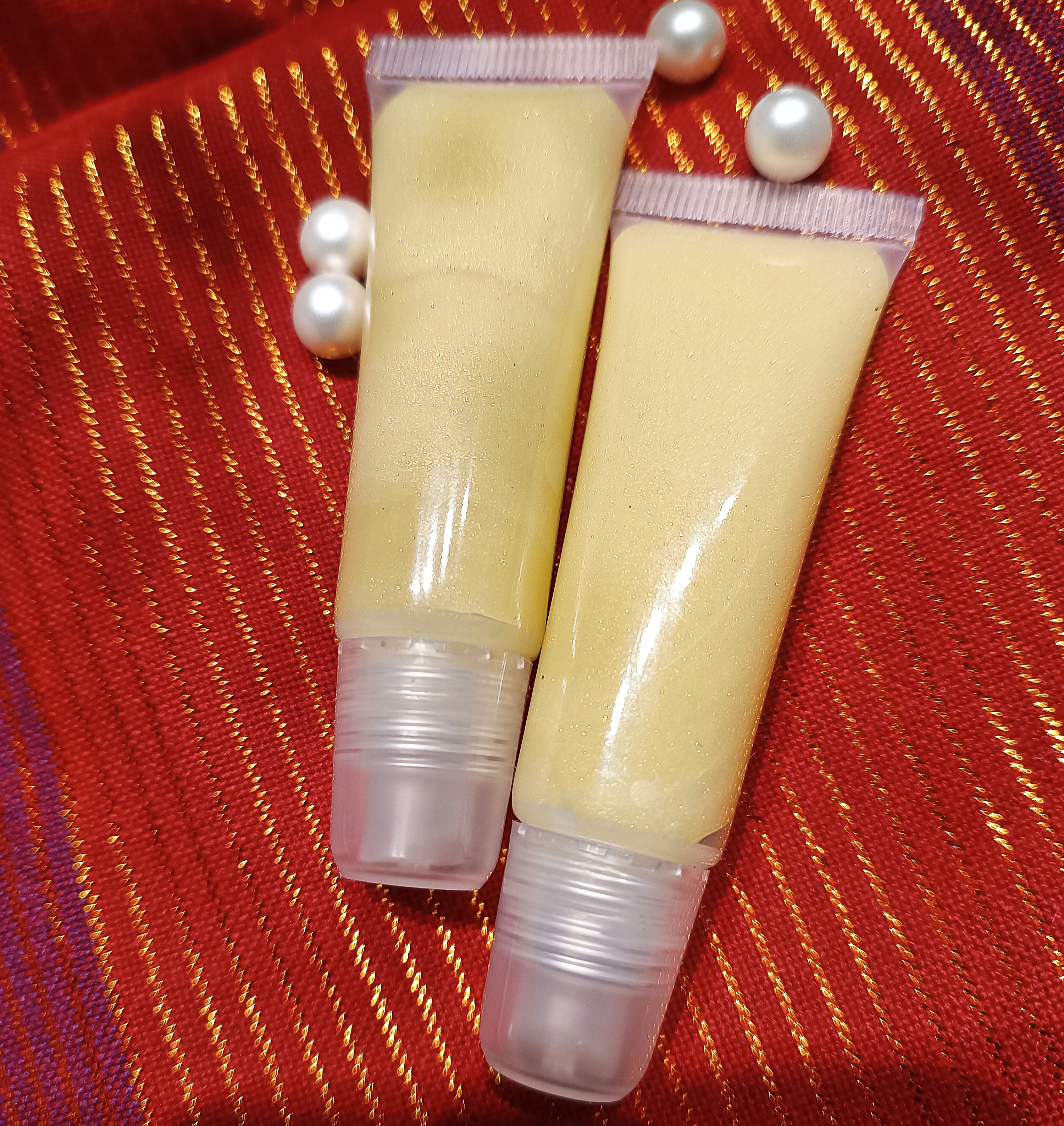 Lūpų perlamutras "Sniego perlai" || Permatomas su žėručiais 10ml