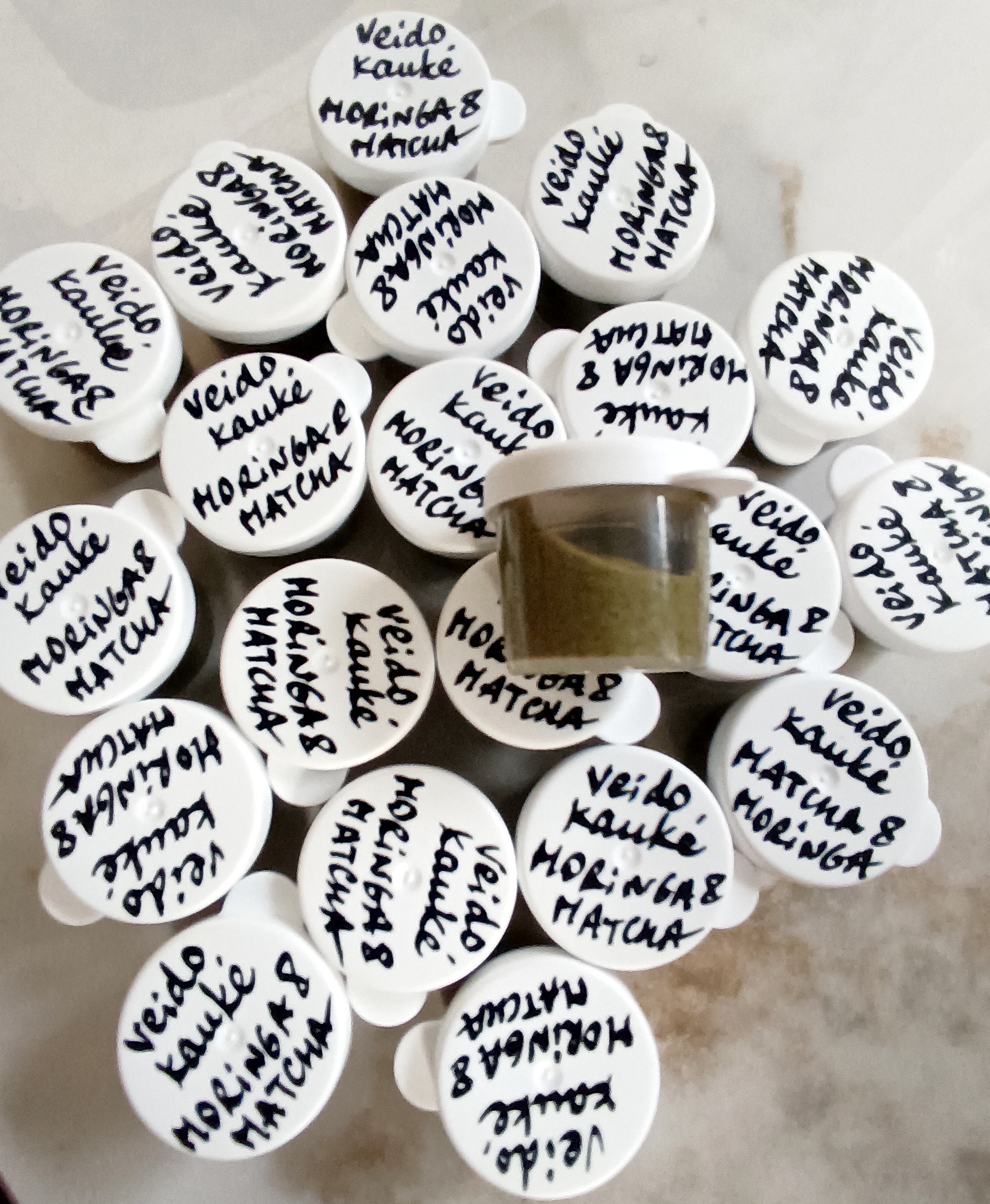 Veido kaukė MORINGA & MATCHA || Maitinanti, nuo uždegimų, tinka odai su spuogais ir paraudonavimais  