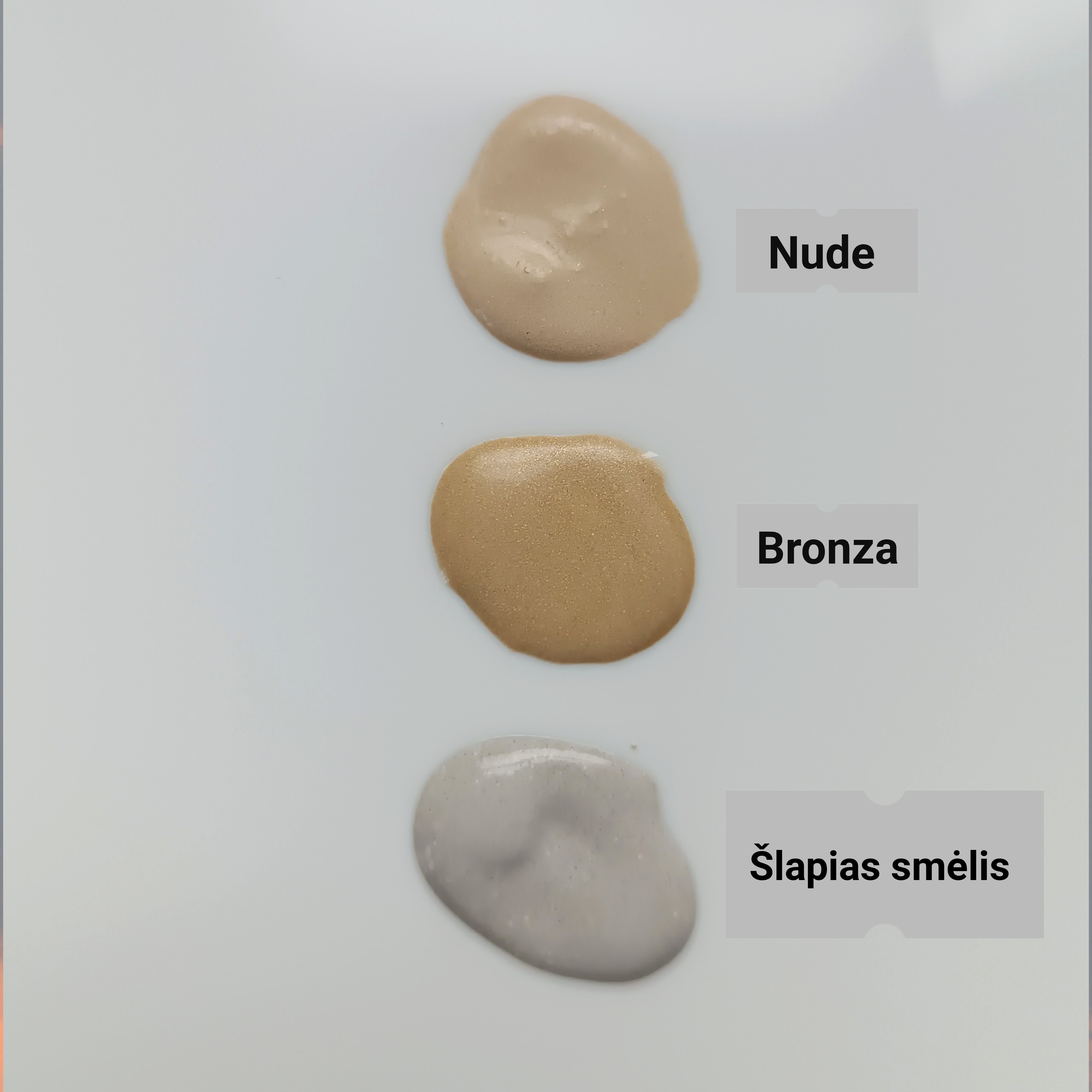 Mineralinis BB kremas, natūralus || Su odą drėkinančiu skvalanu, ir apsauga nuo saulės (SPF 15)