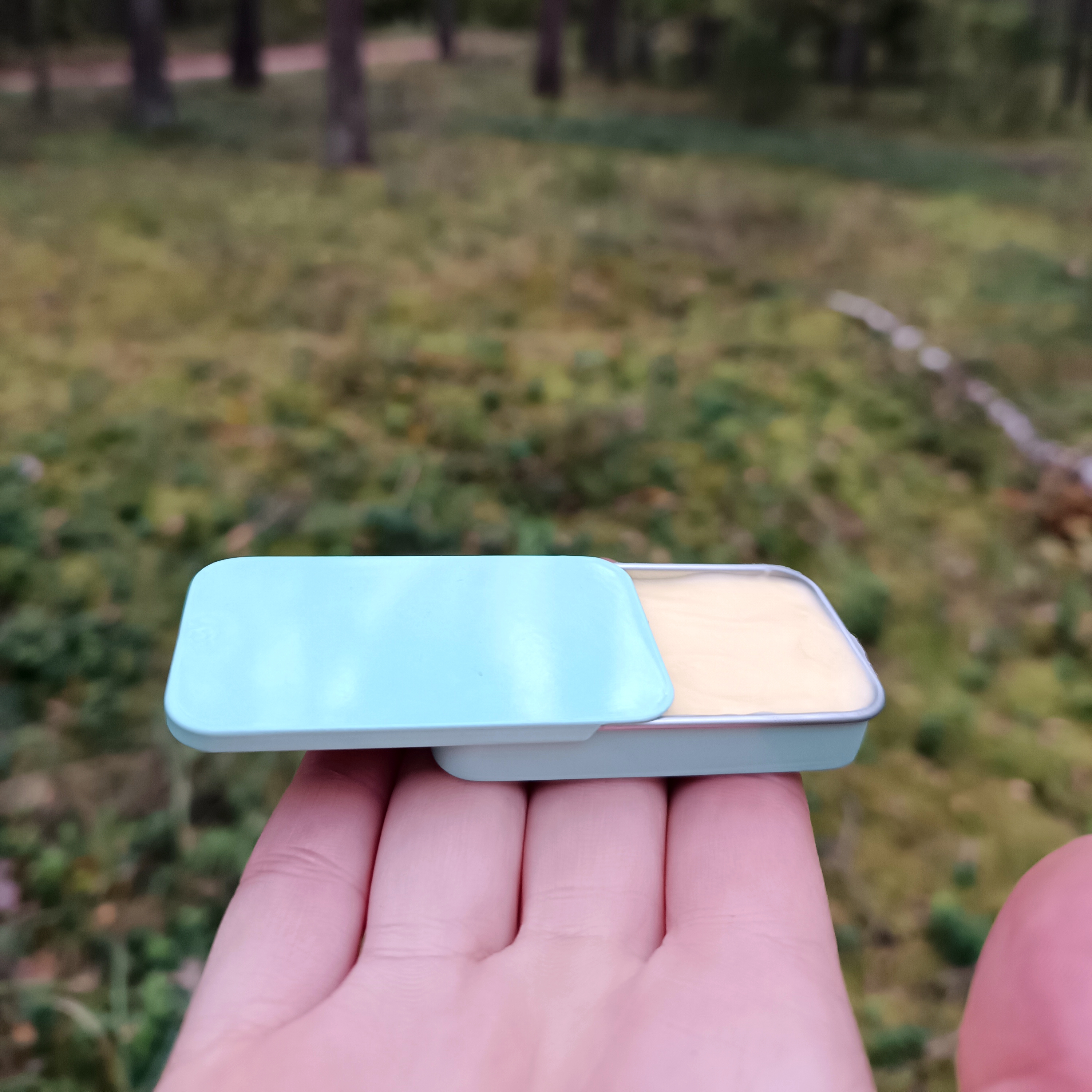 Jam & Jai 🌳 Kūno sviestas "Į GAMTĄ" mažose skardinaitėse 15ml || Telpa į kišenę || Sausai, sutrūkinėjusiai odai, rankoms, pėdoms, alkūnėms