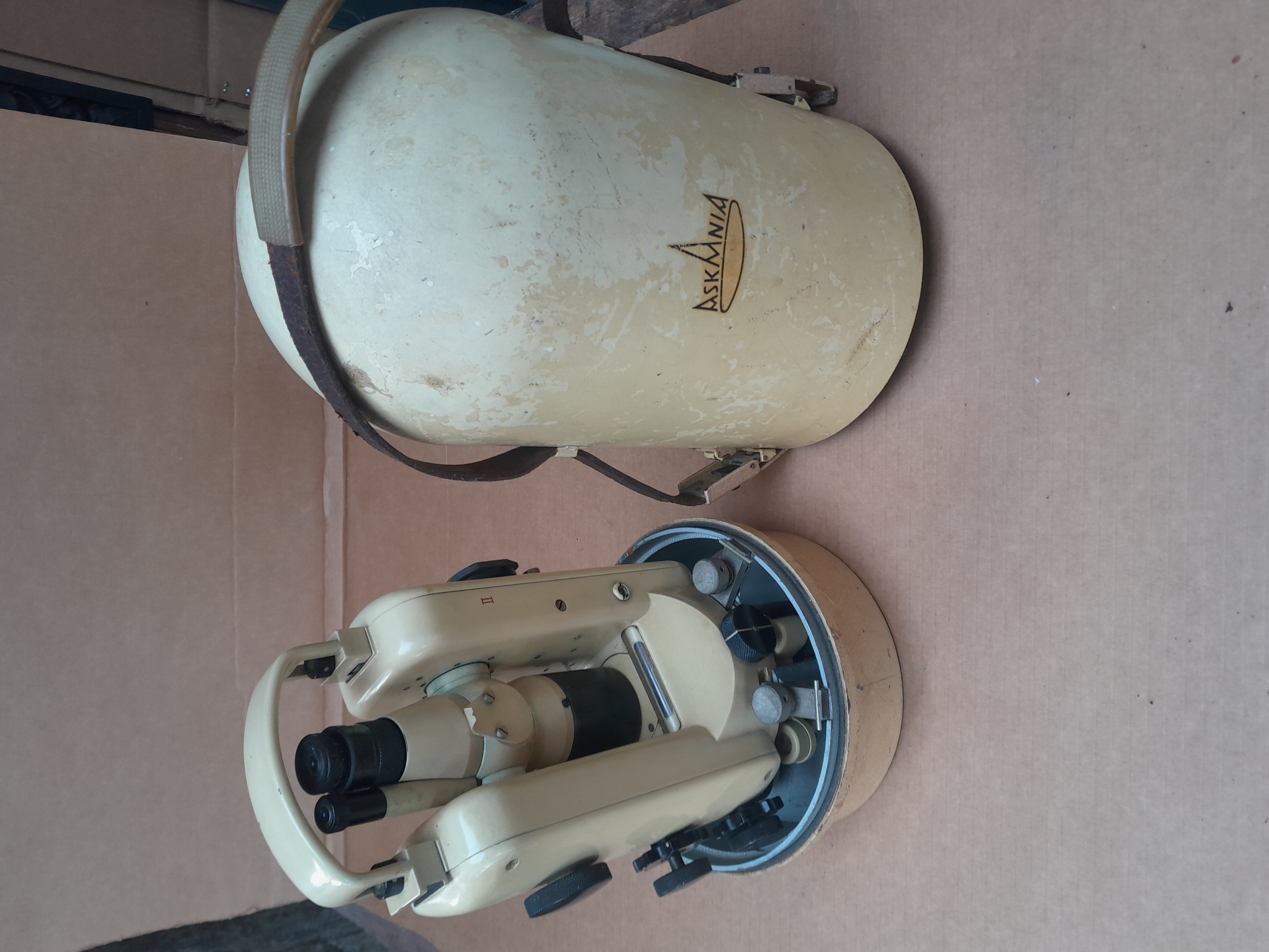 Theodoliet Askania Tt360