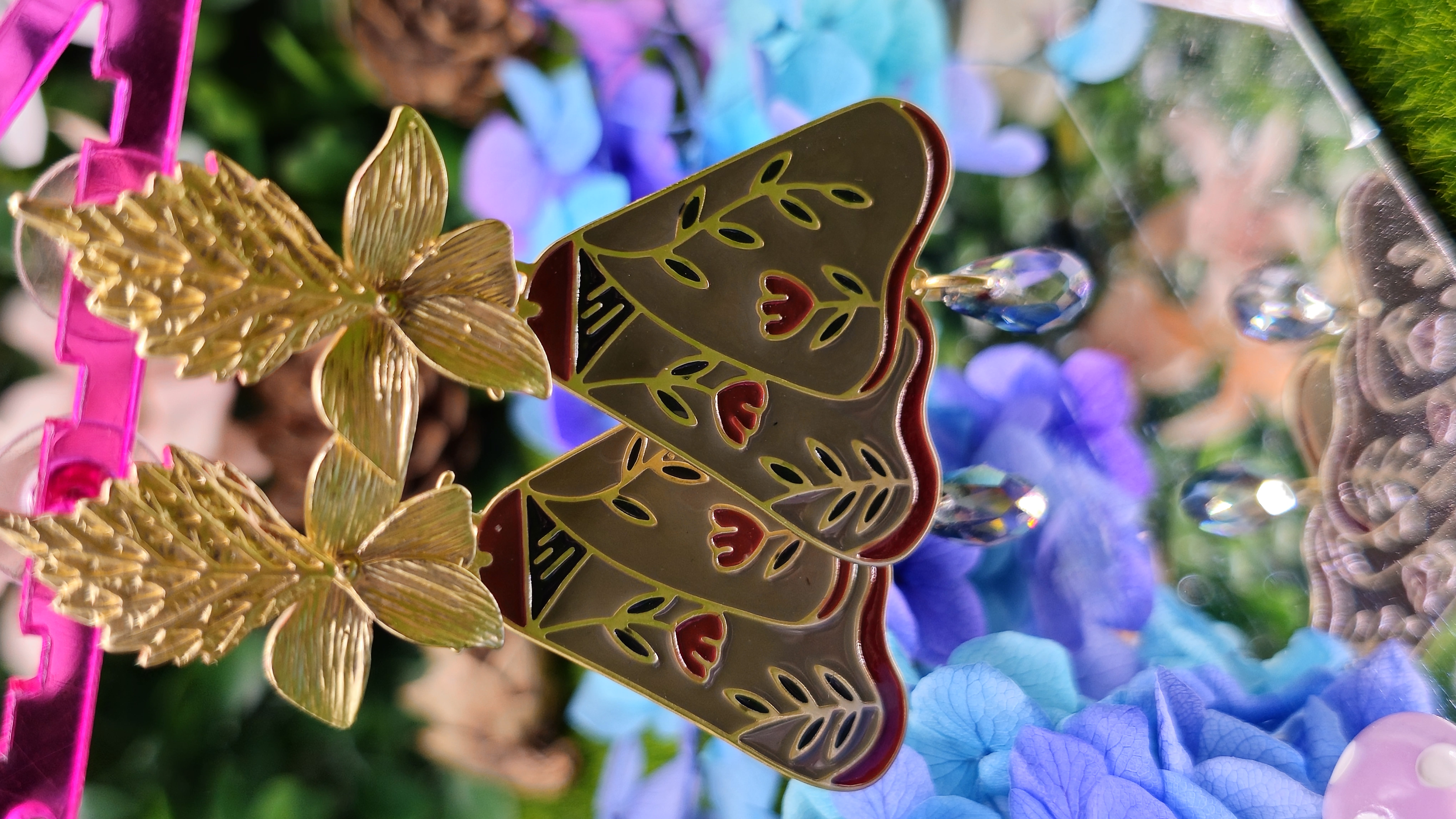 Pendientes de Polilla y Cristal