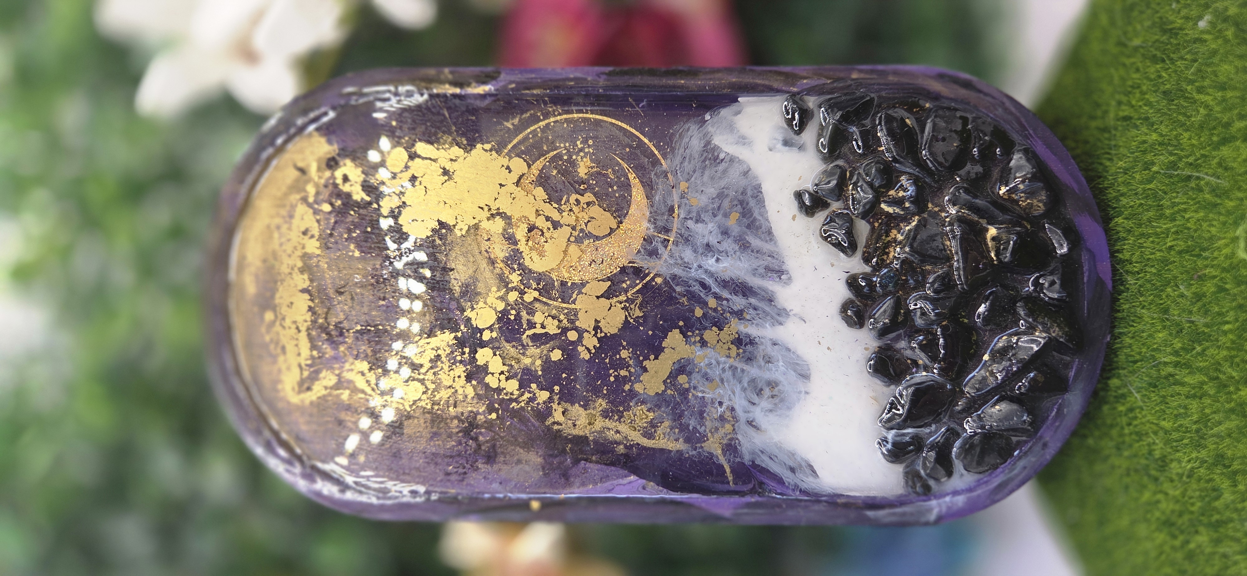 Bandeja de madera y obsidiana