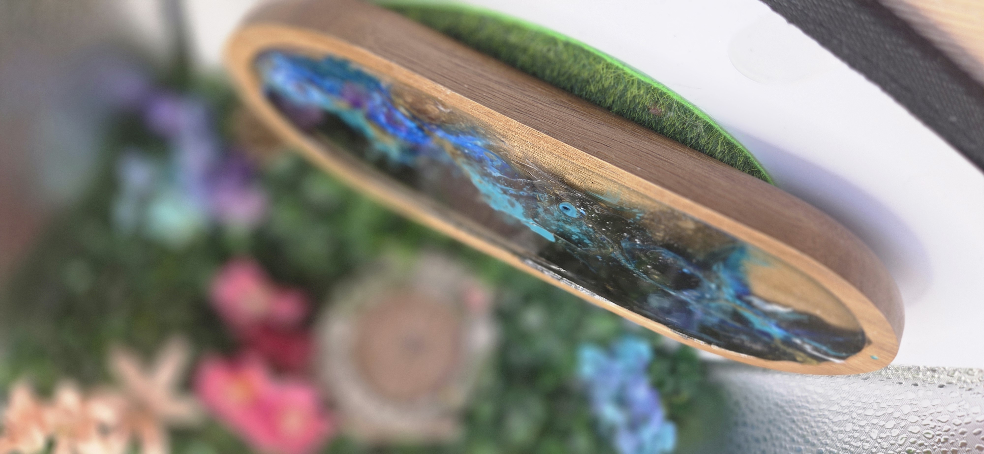 Bandeja en madera y resina