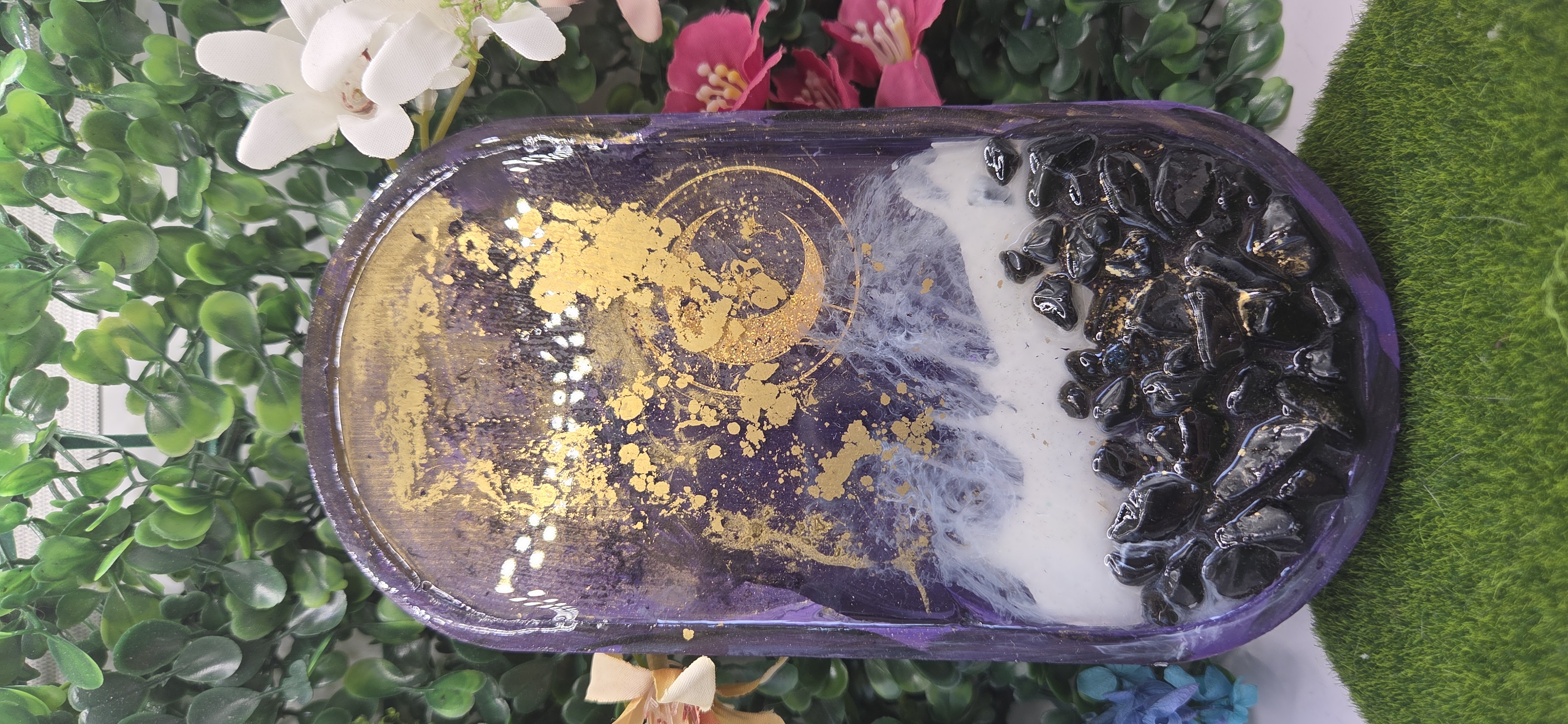 Bandeja de madera y obsidiana