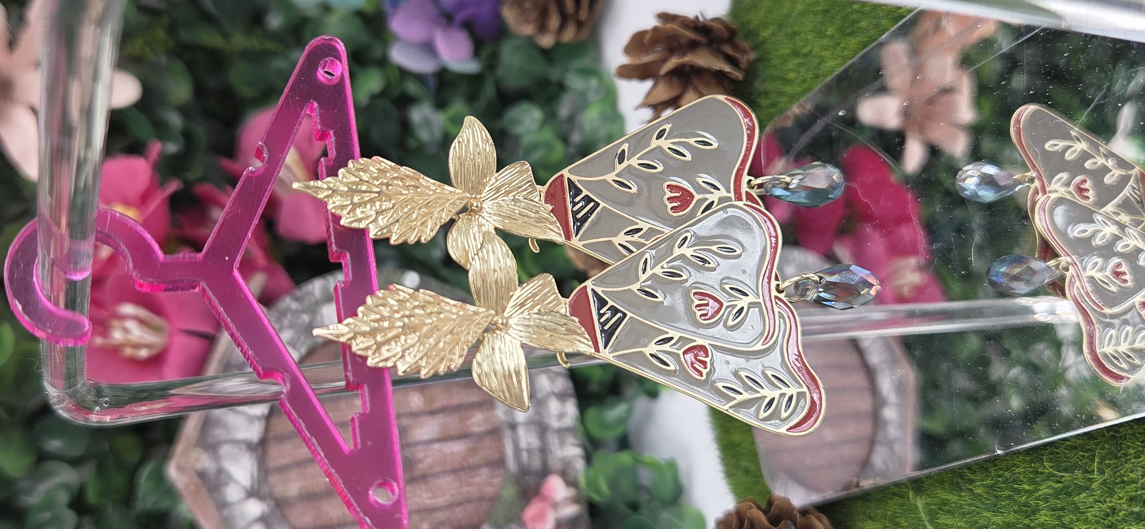 Pendientes de Polilla y Cristal