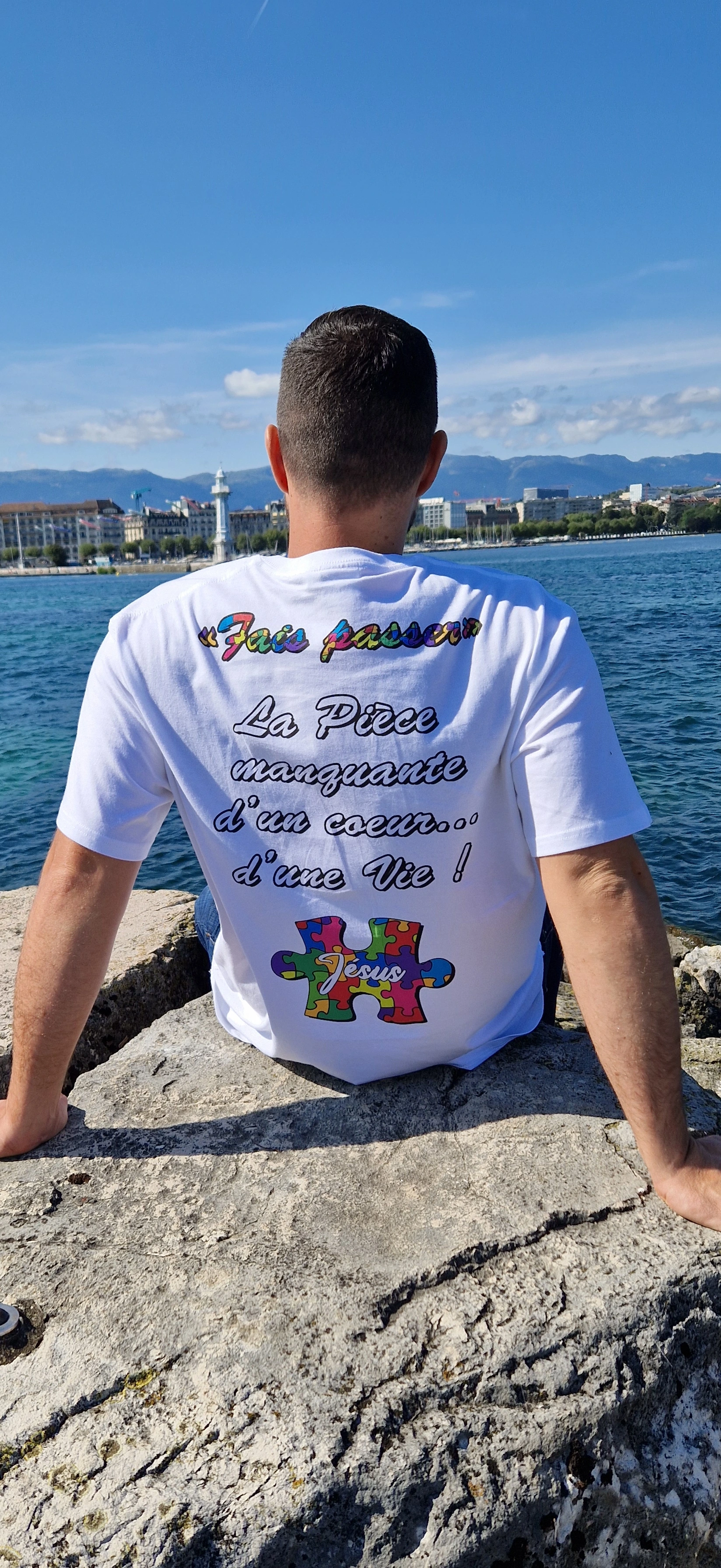 T-Shirt  Jésus la pièce manquante du puzzle