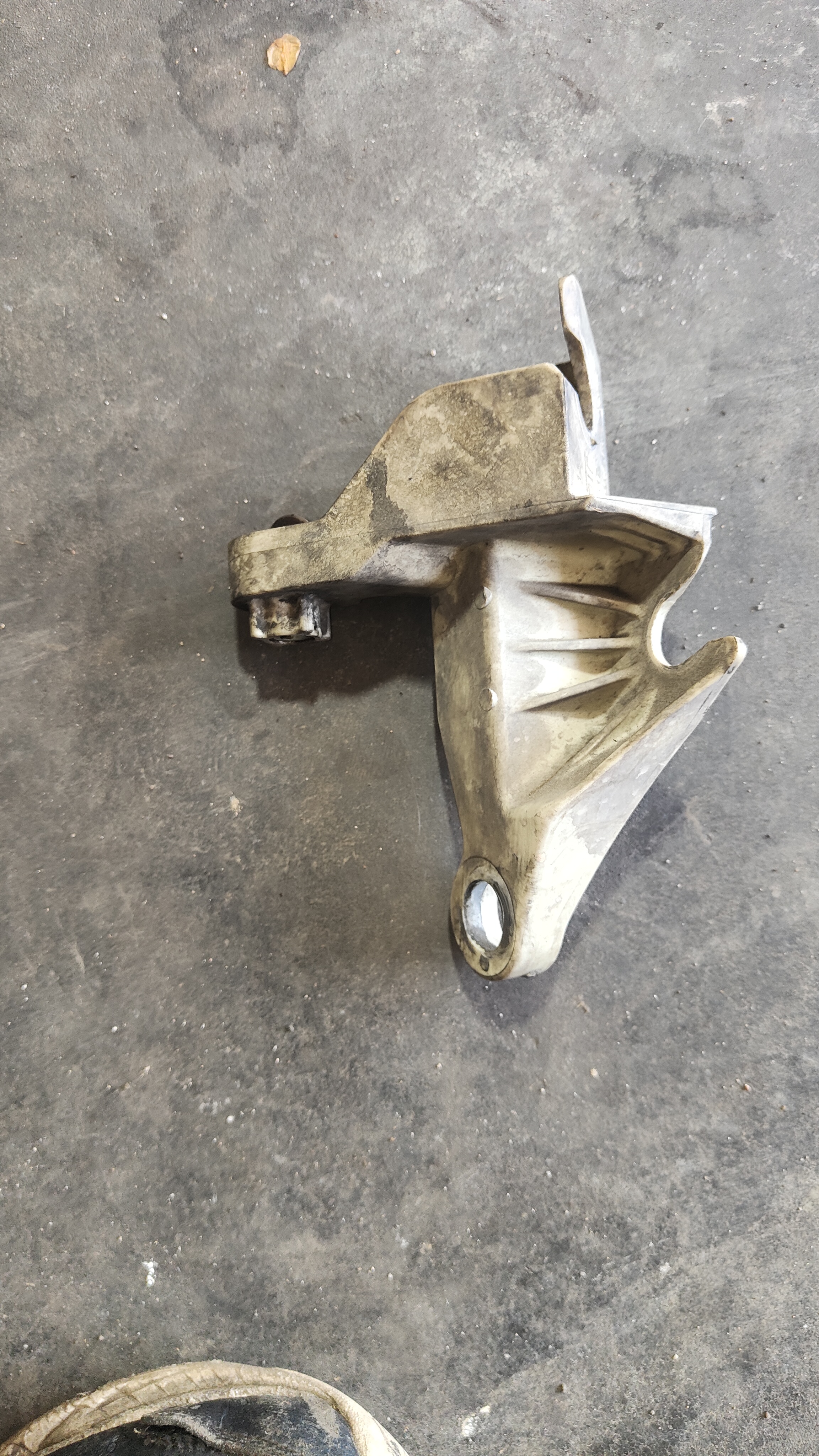 support tringlerie de boite de vitesses Peugeot 207