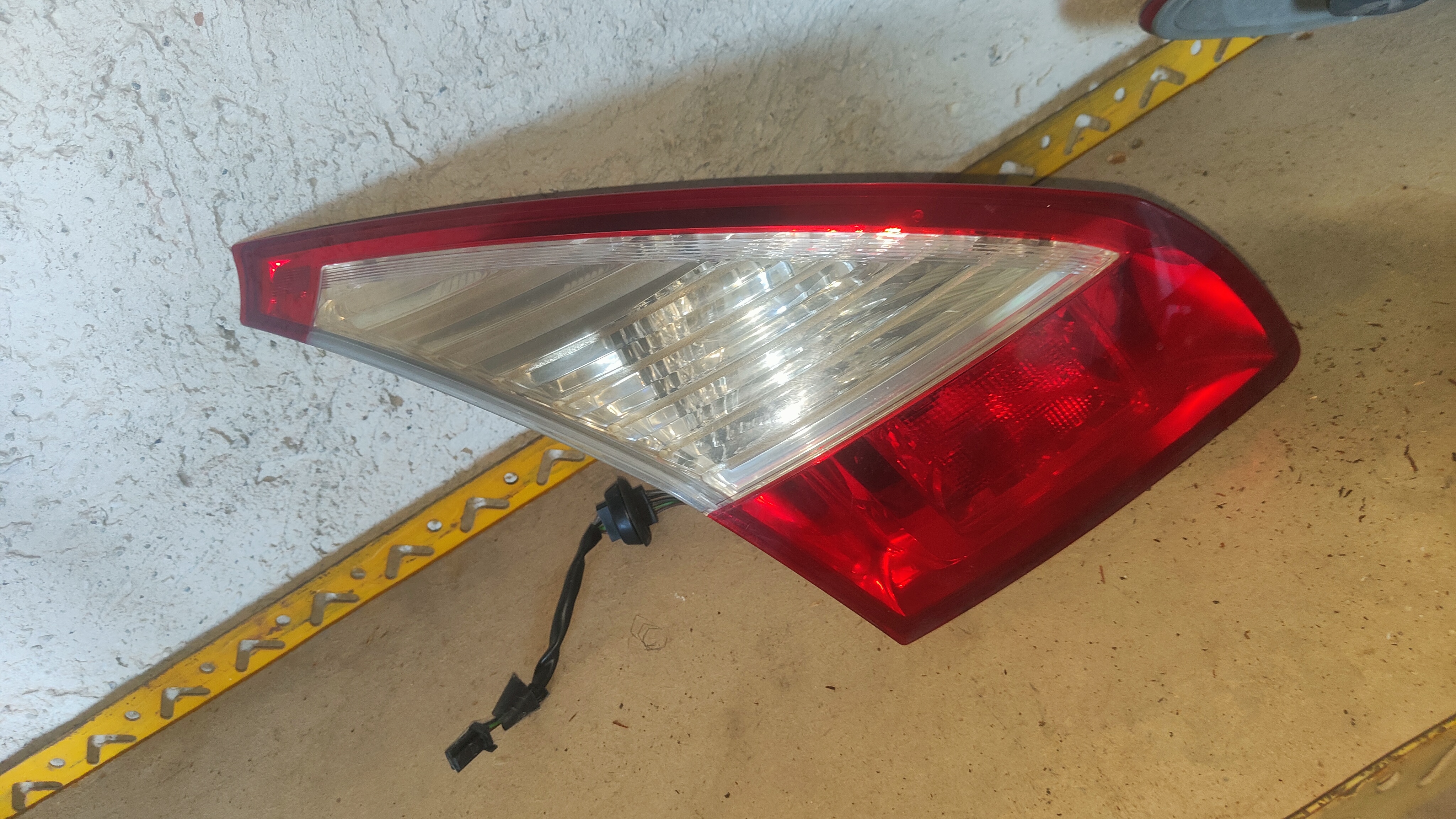 Feu arrière Partie intérieure gauche pour Megane 3