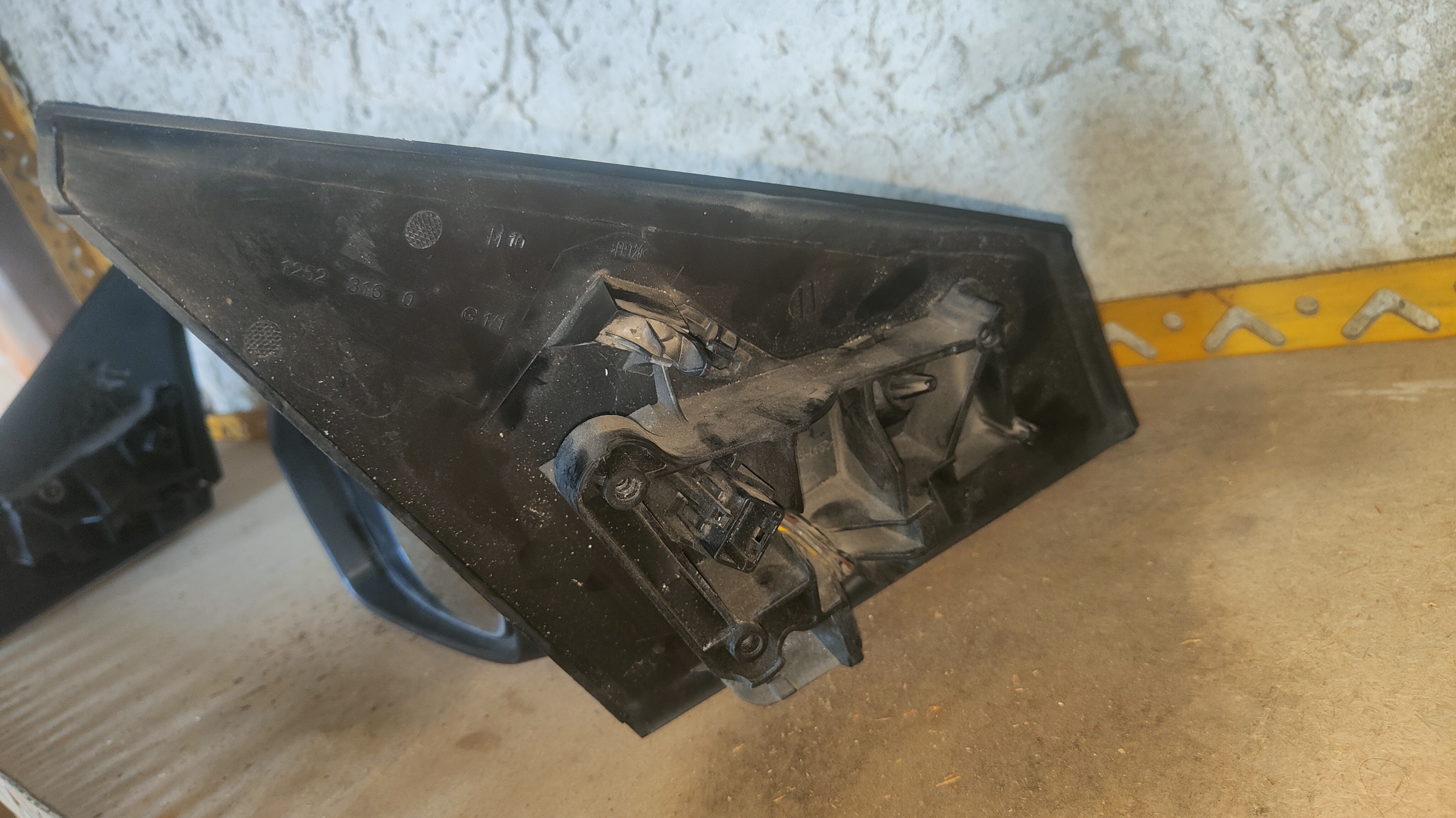 Rétroviseur extérieur gauche pour RENAULT MEGANE III