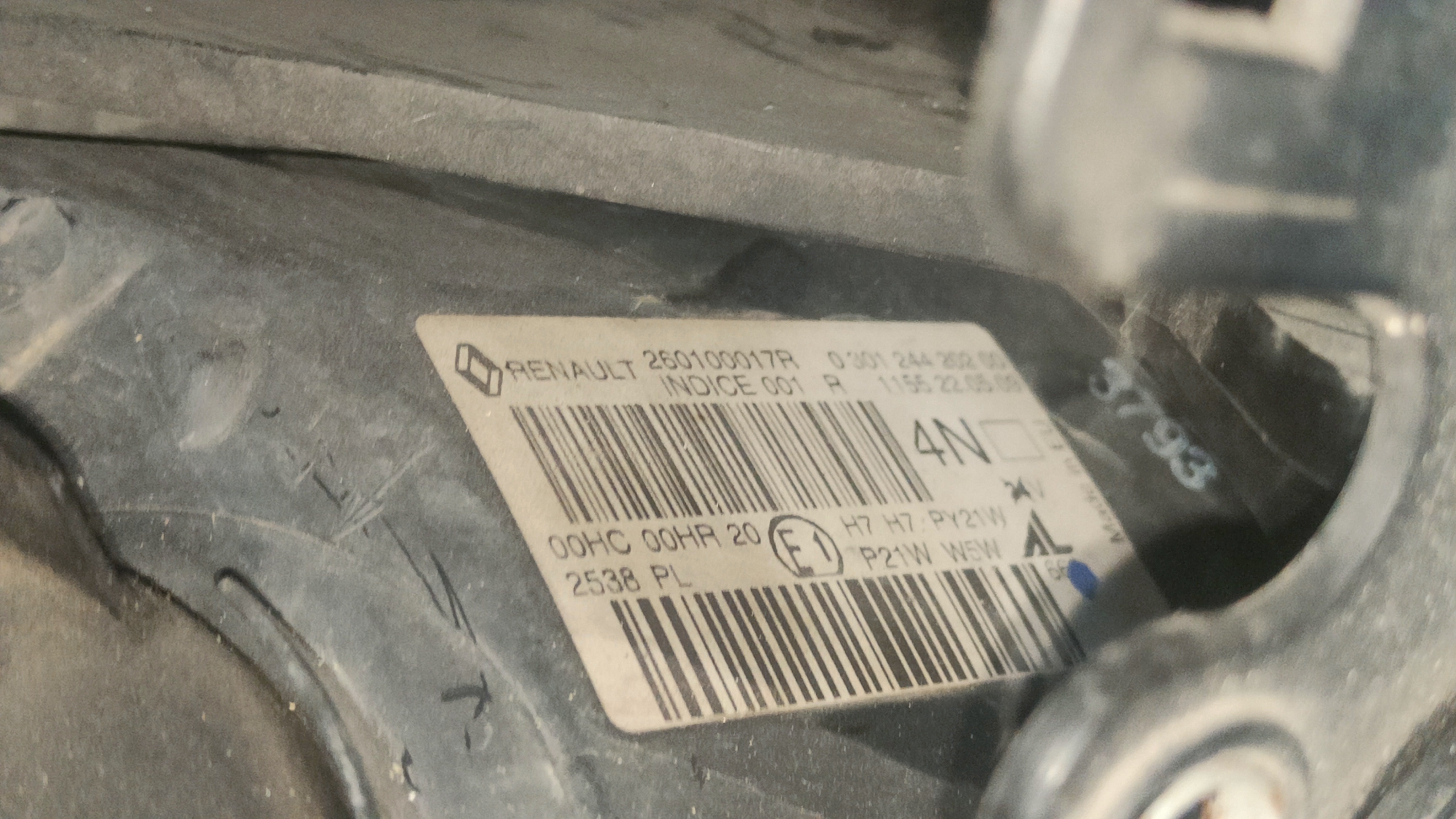 Projecteur principal droit pour RENAULT MEGANE III et MEGANE CC