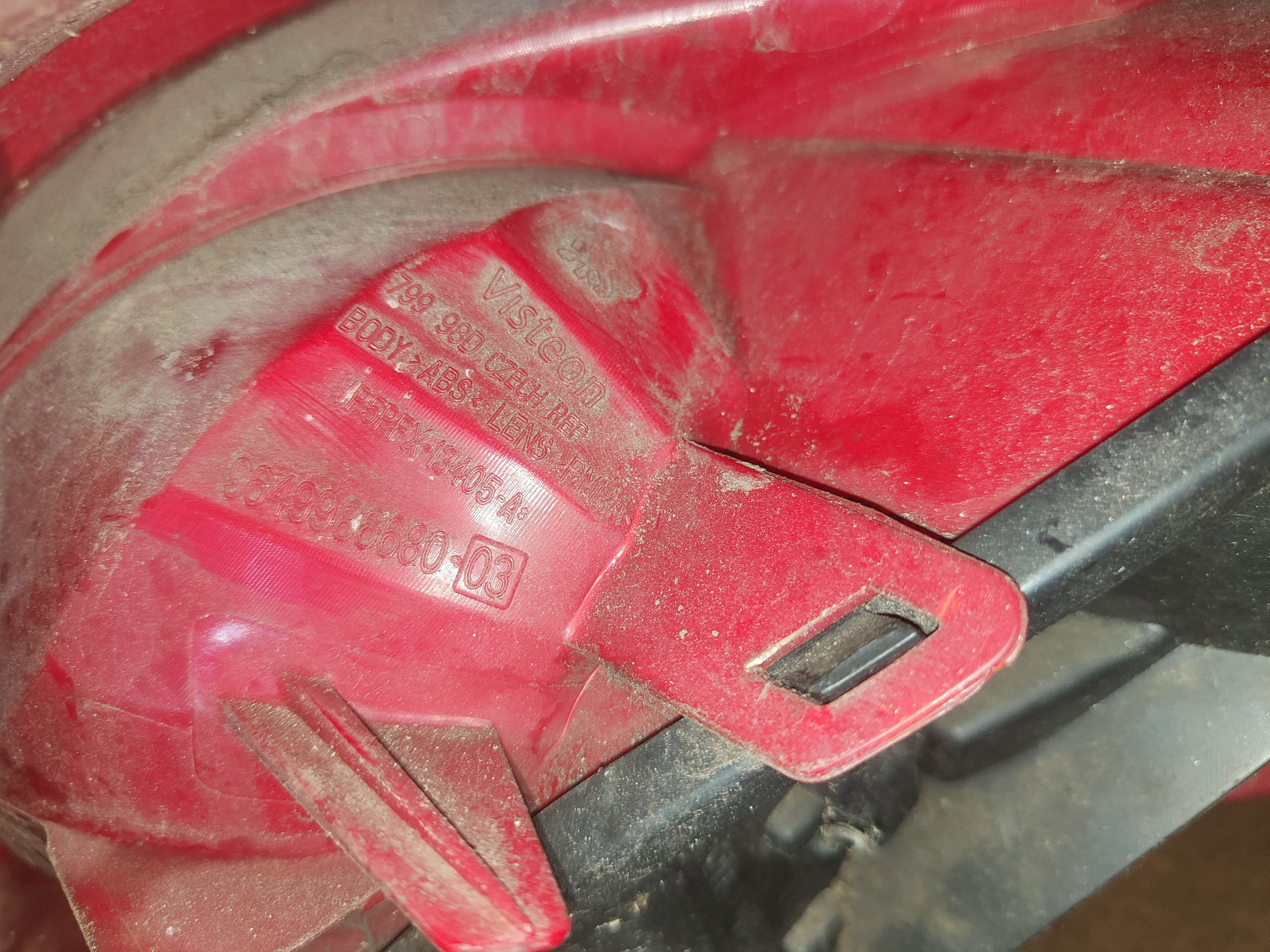 FEU ARRIERE GAUCHE  PEUGEOT 207 2006-2013 ➤6350Y7 ♻️