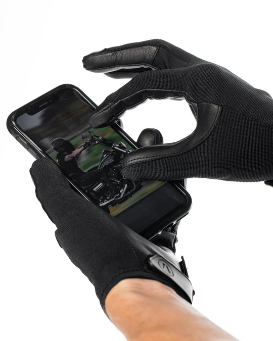 Black Tactical Gloves – Unyielding Strength. Absolute Precision
