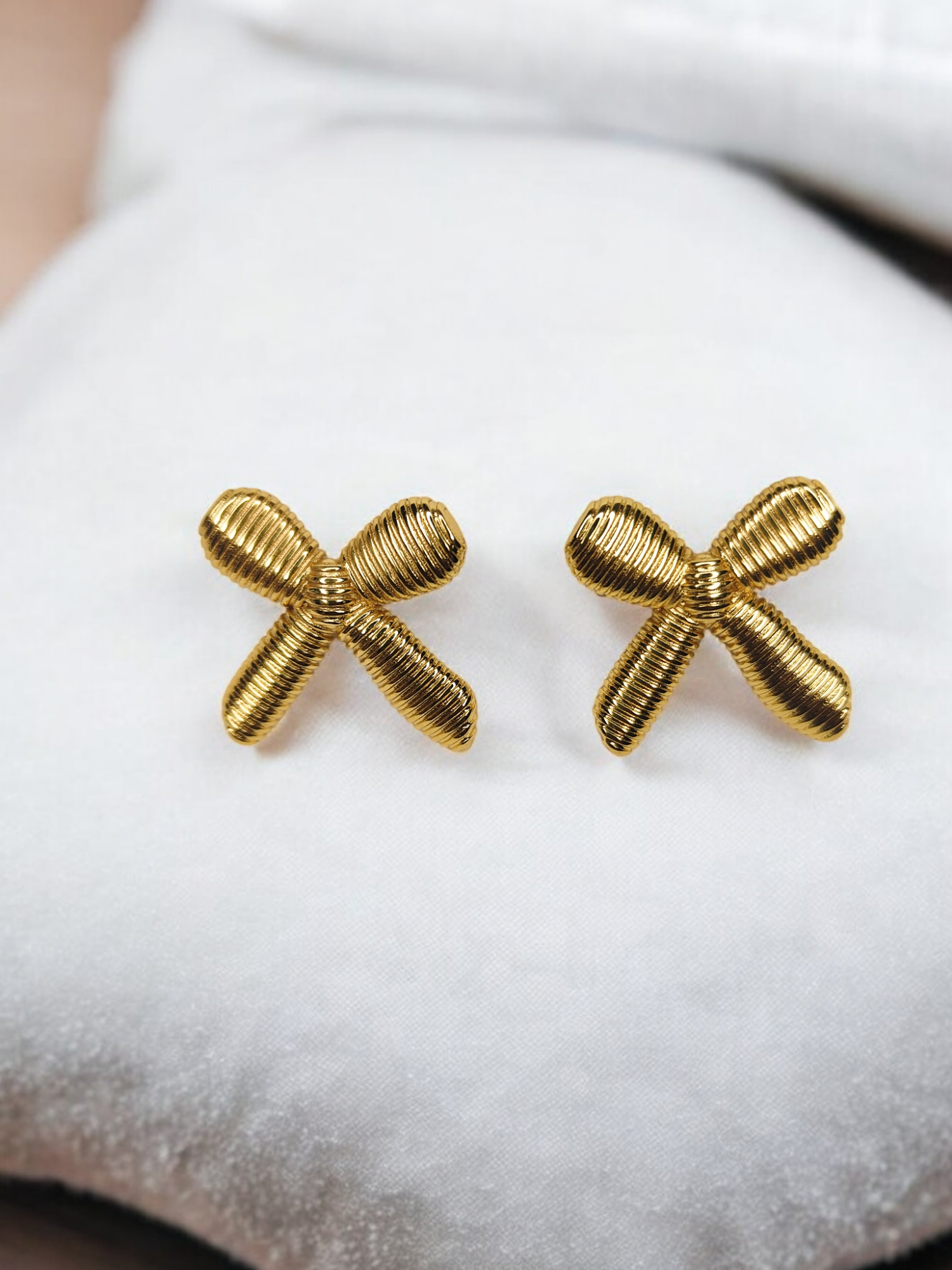 Gold Bow Earrings