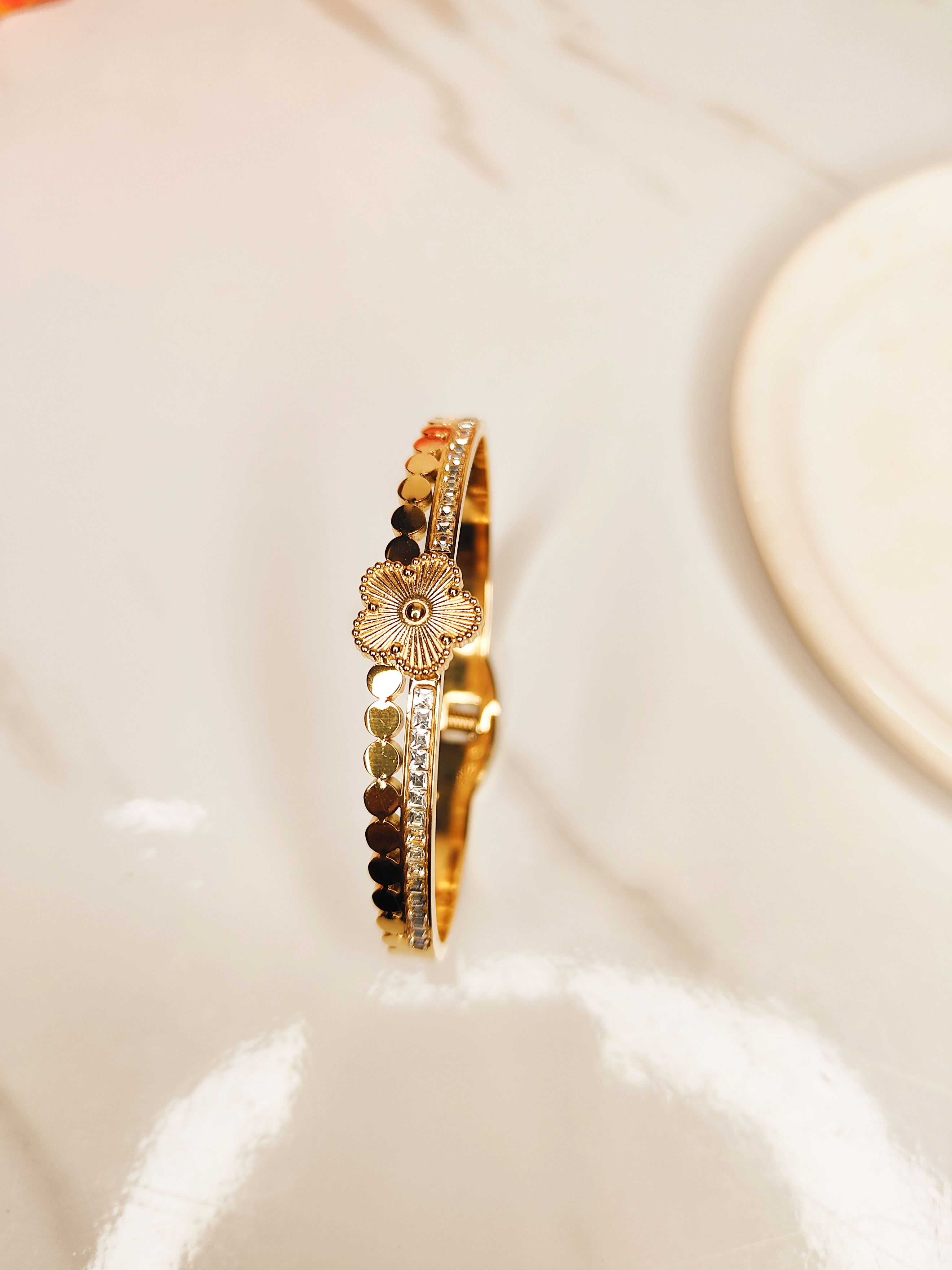 Elegant Gold Bracelet