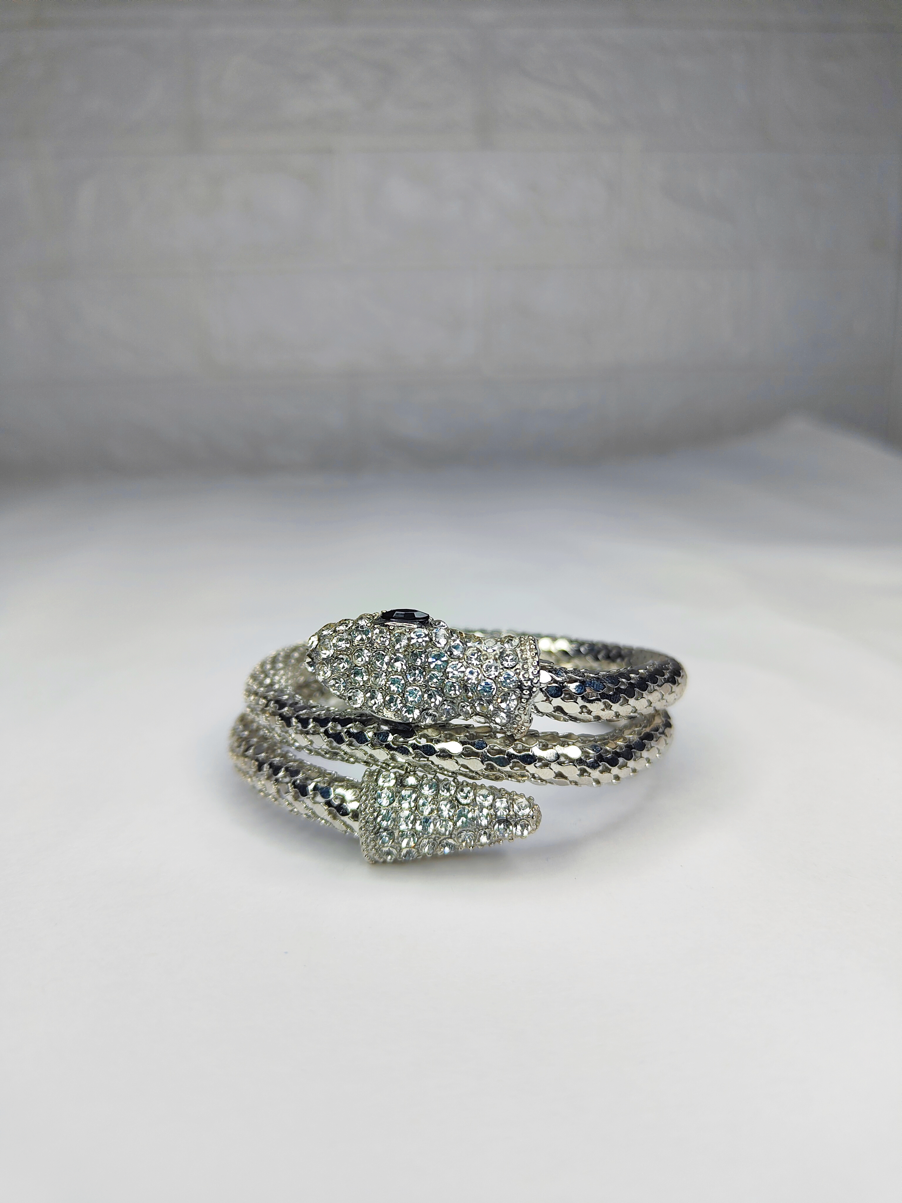 Elegant Snake Design Bracelet