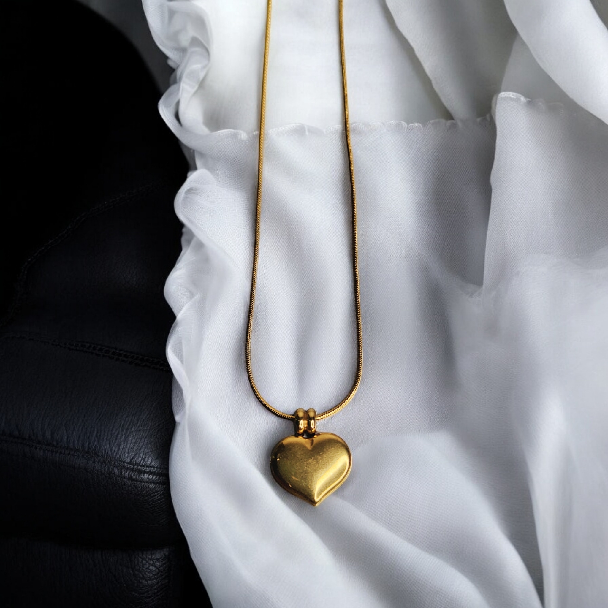 Gold Heart Pendant Necklace