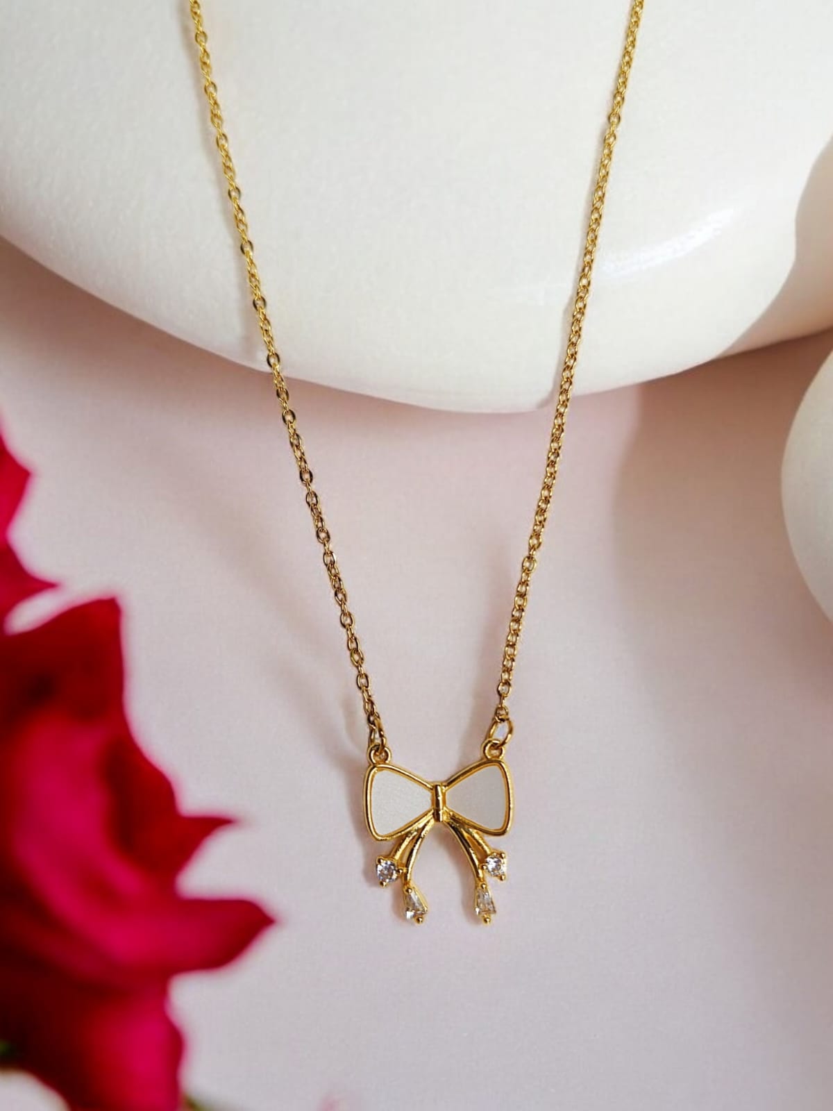 Gold Bow MOP Pendant Necklace