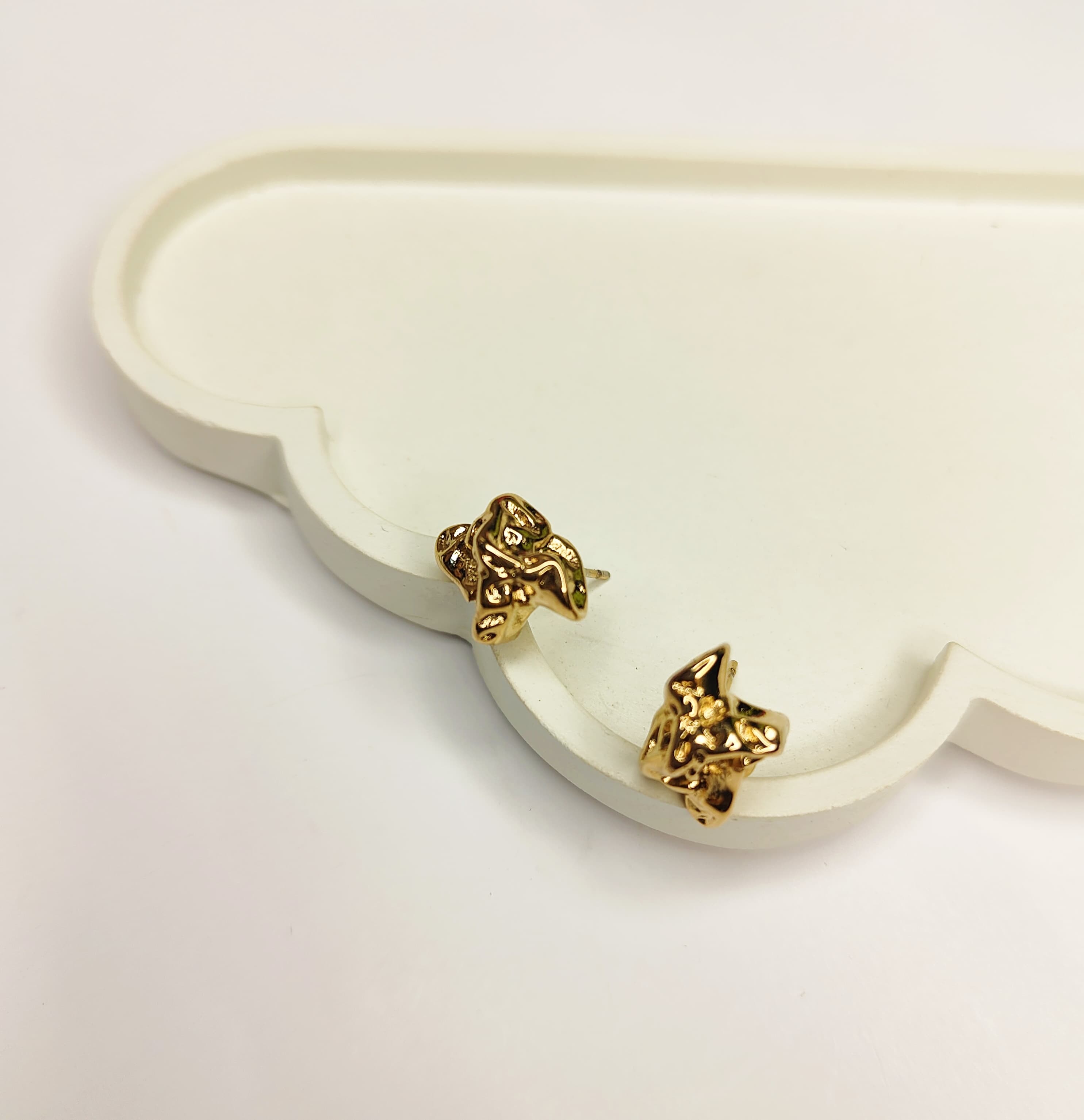 Elegant Gold Abstract Earrings