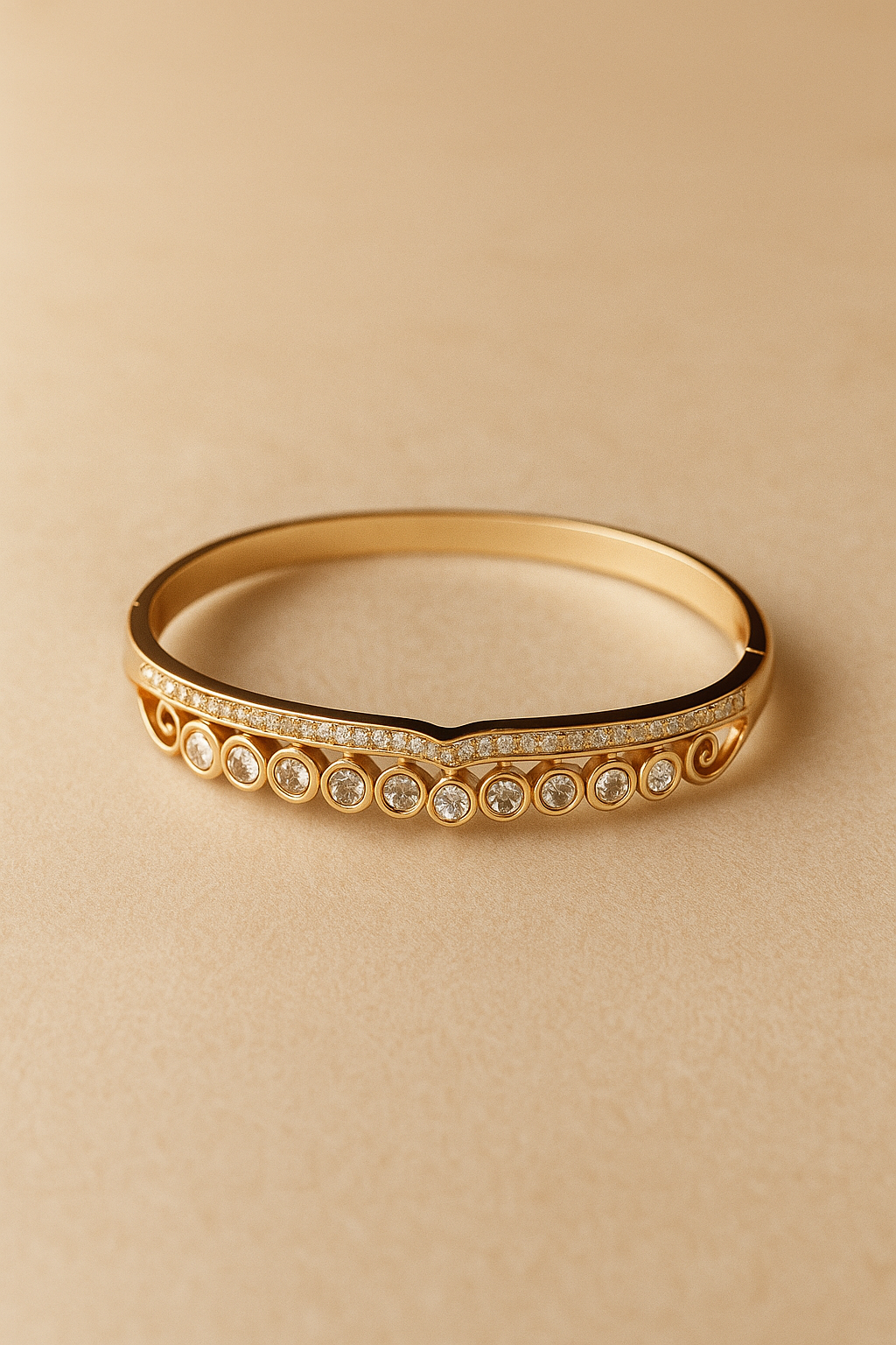 Elegant gold diamond bay size (2:2) bracelet