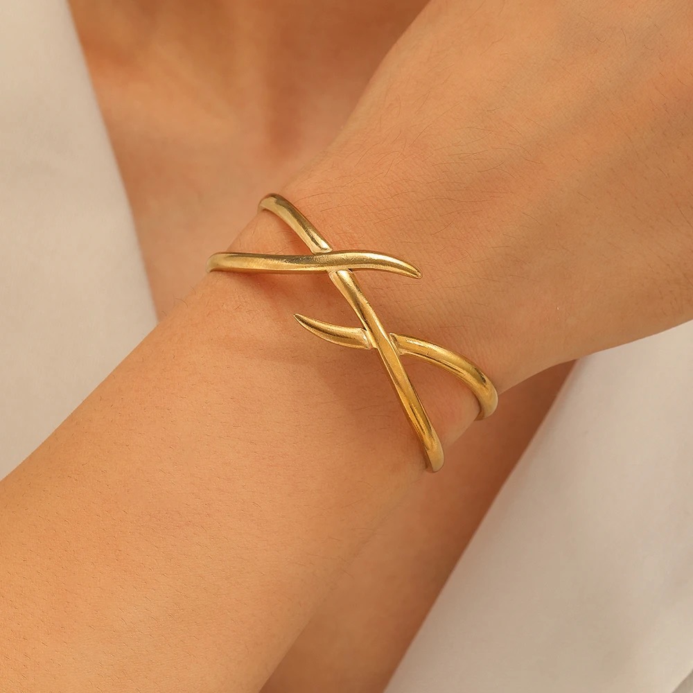 Bracelet croisé en or