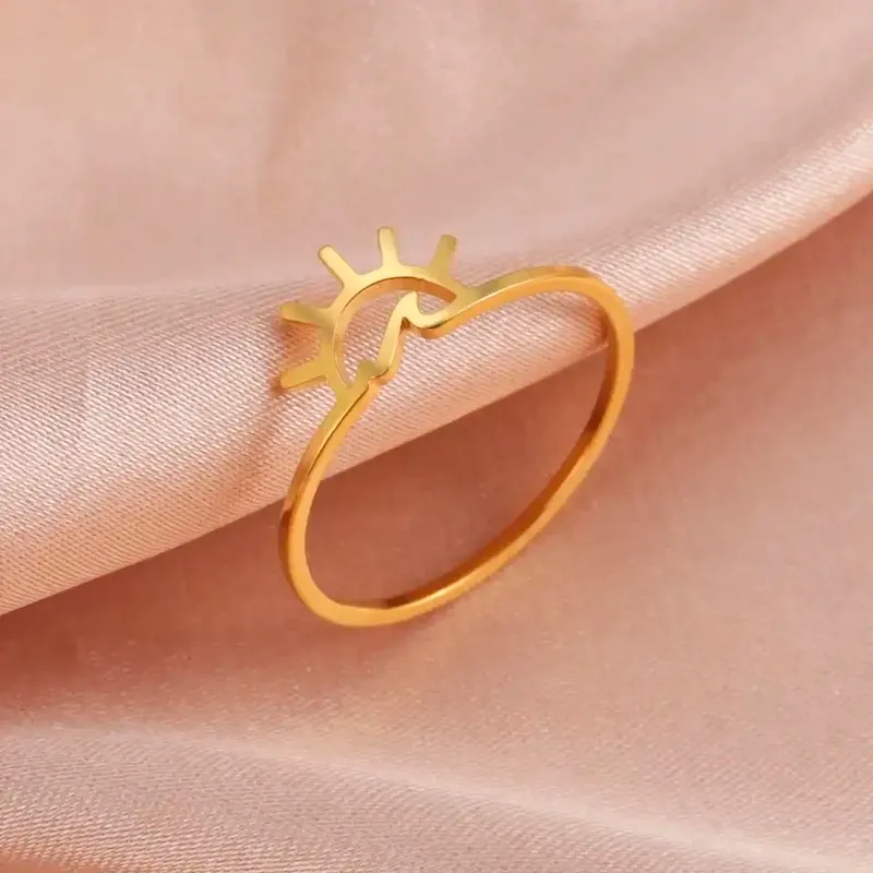 Bague en or en forme de soleil