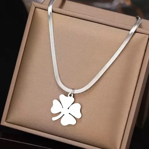 Collier Trèfle à Quatre Feuilles