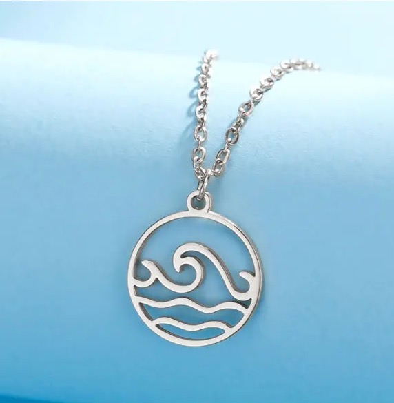 Collier pendentif vague
