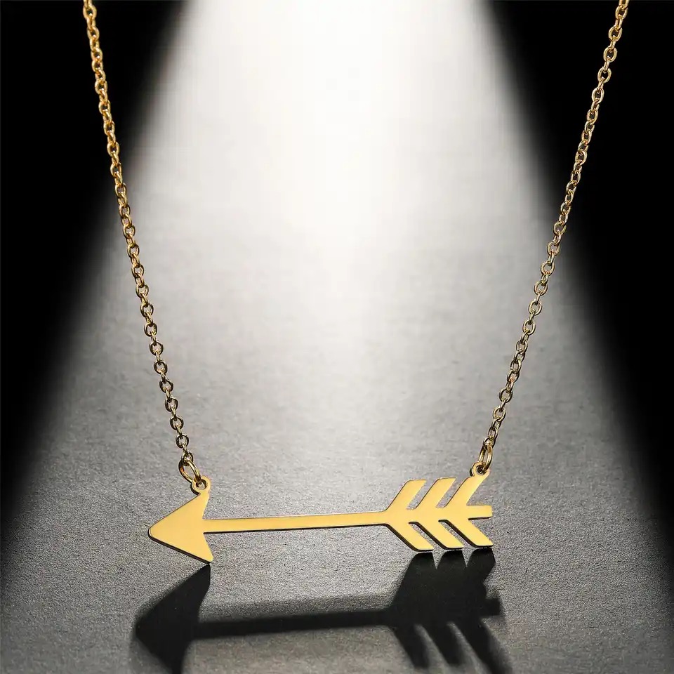Collier flèche en or