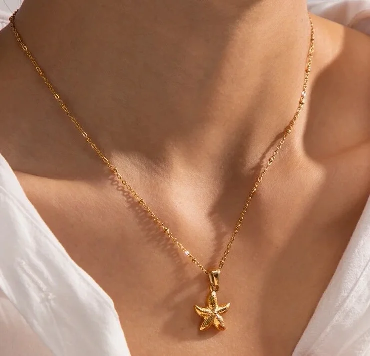 Collier étoile de mer en or