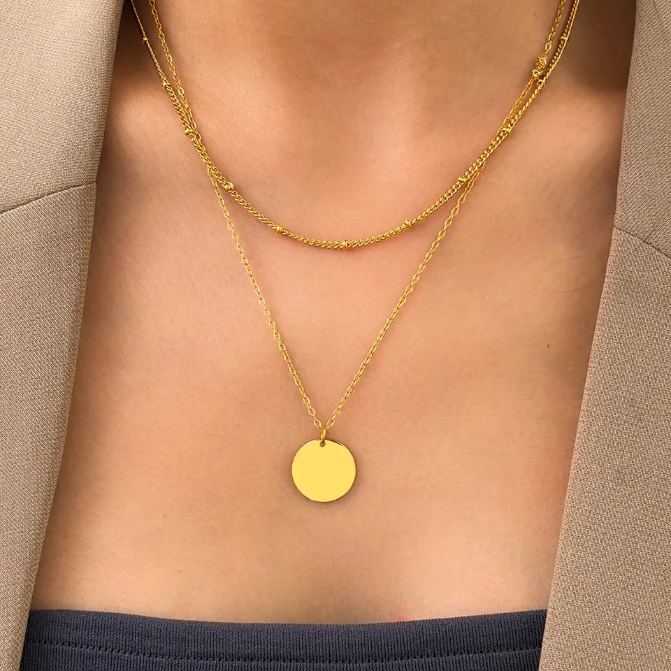 Collier en or à pendentif rond