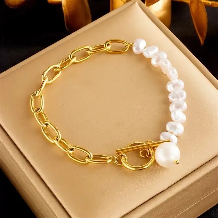 Bracelet en or et perles