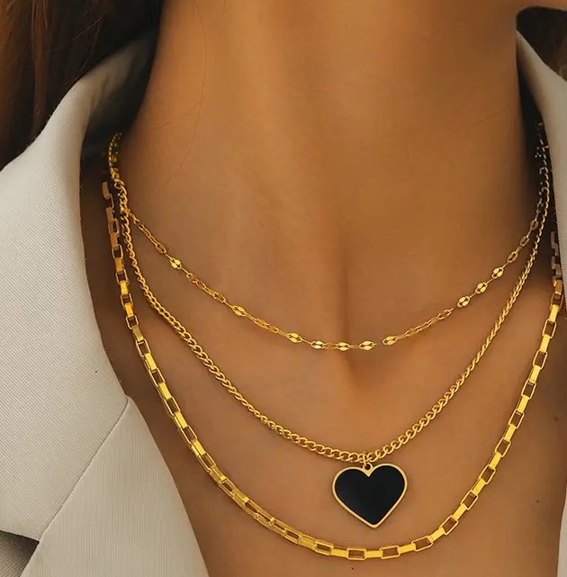 Collier à pendentif cœur
