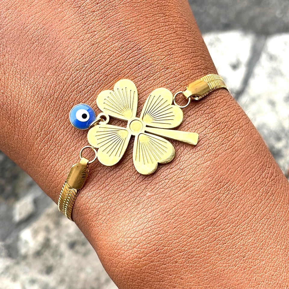 Bracelet trèfle à quatre feuilles