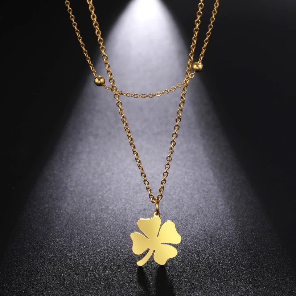 Collier trèfle à quatre feuilles doré