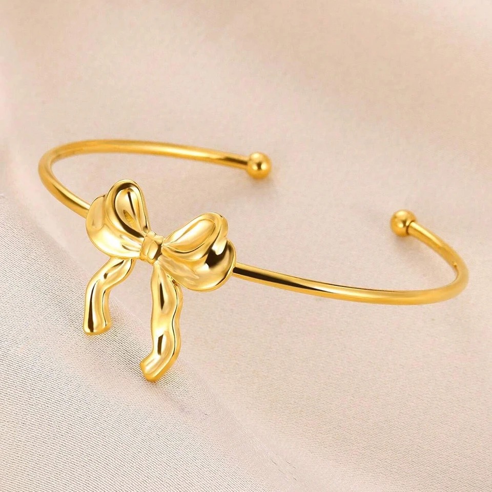 Bracelet en or noeud
