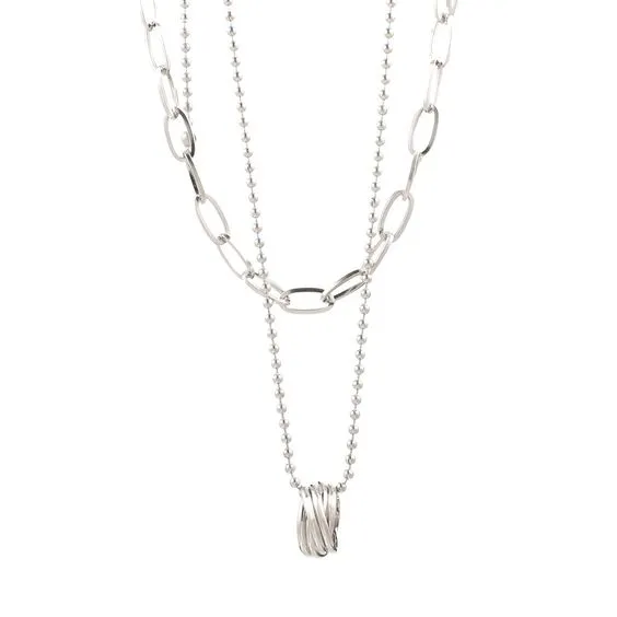 Collier argenté multirangs