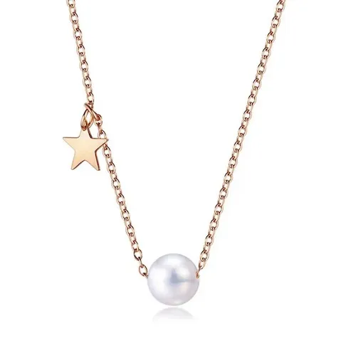 Collier avec perle et étoile